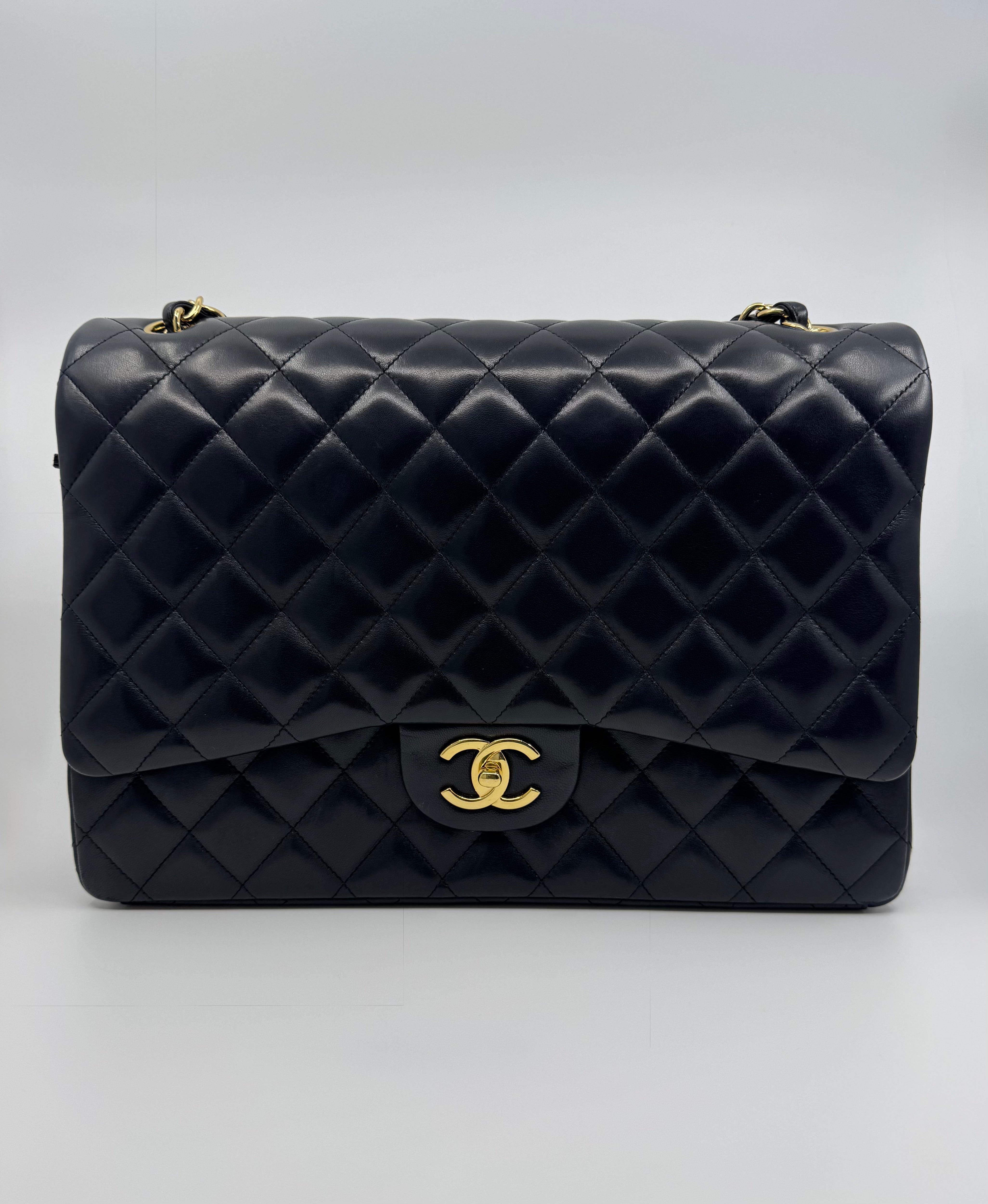 Chanel classic flap bag - Maxi