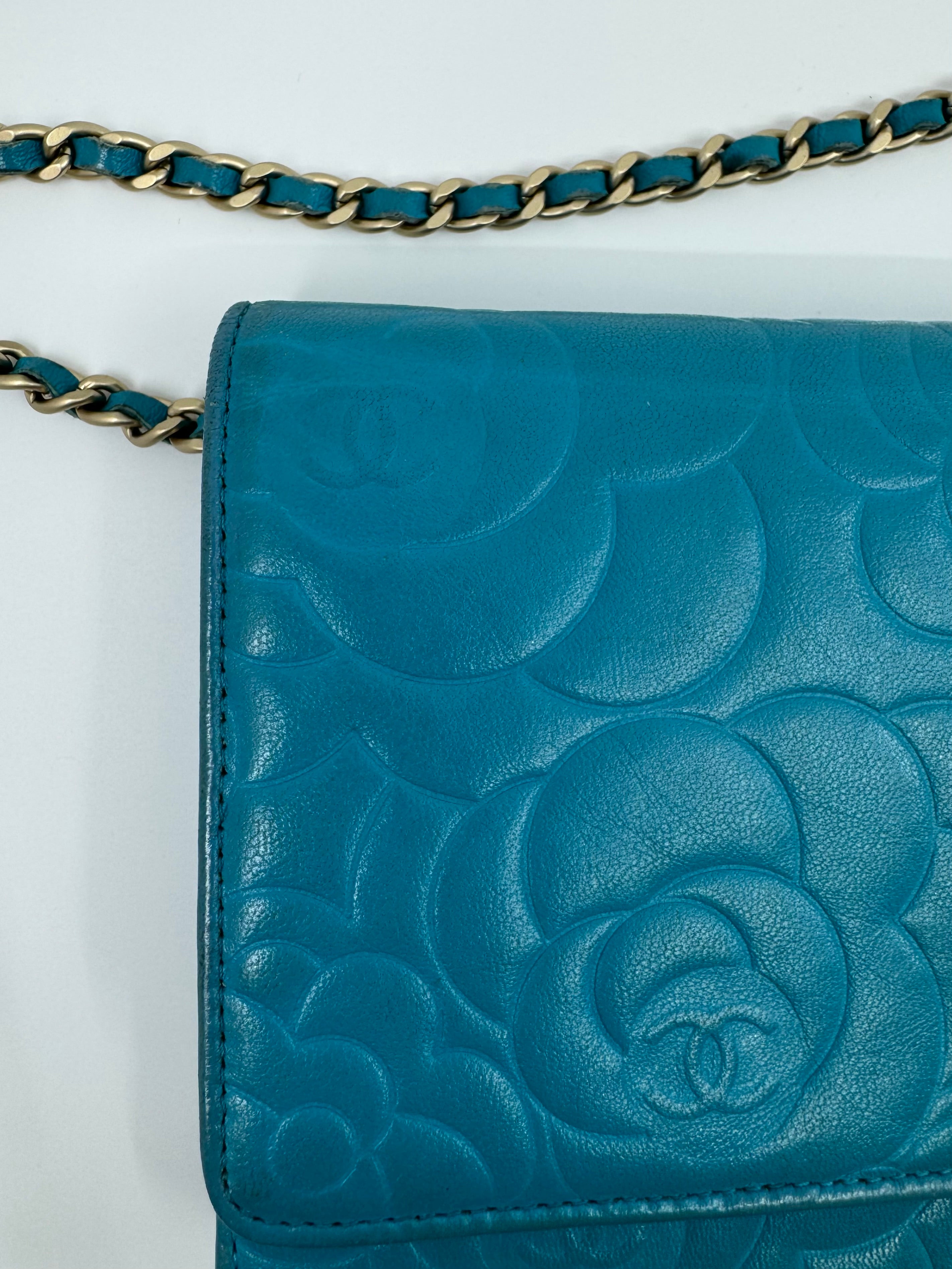 Chanel Camellia - WOC