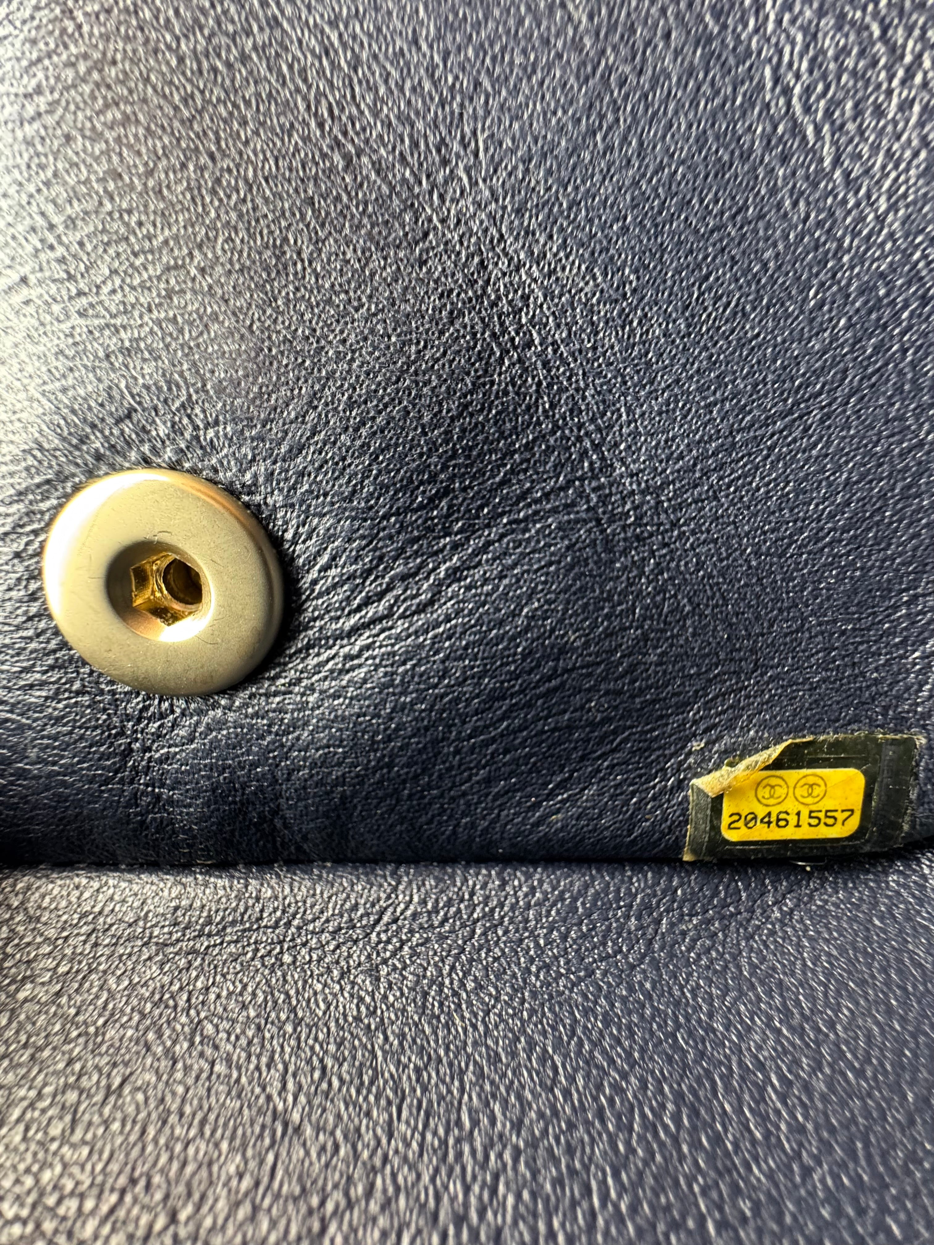 Chanel classic flap bag - Mini square