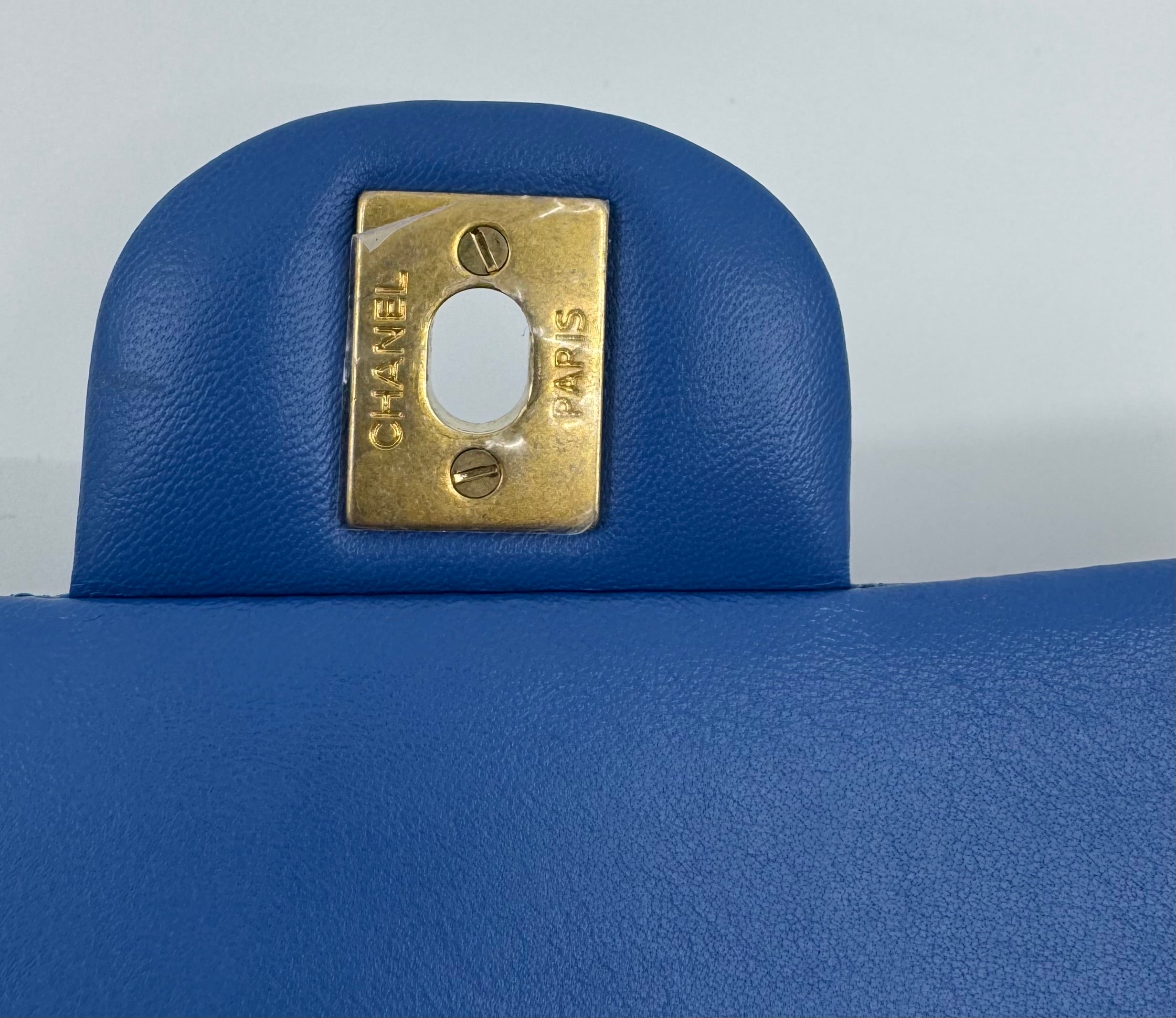 Chanel classic flap bag - small