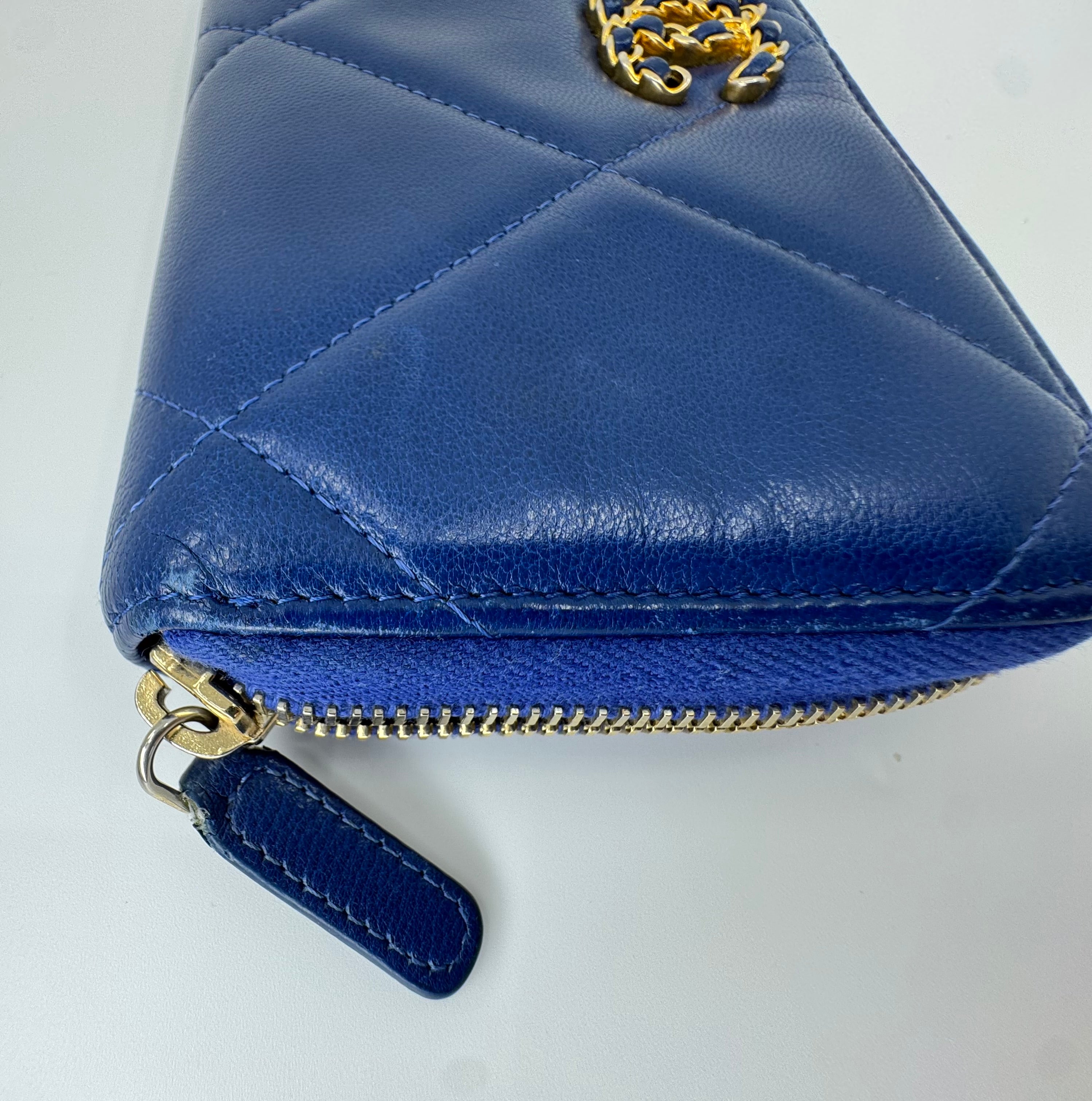Chanel wallet