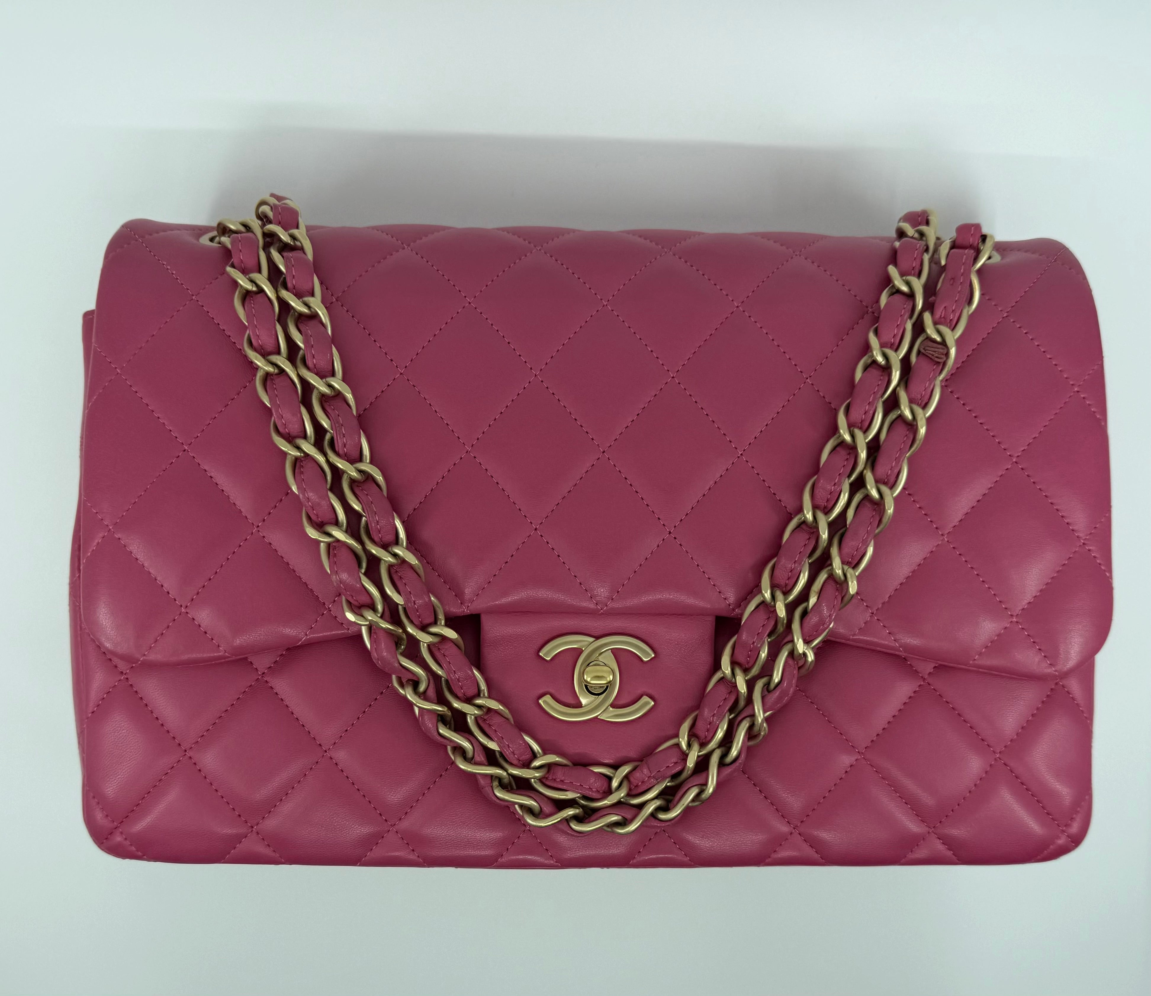 Chanel classic flap bag - Jumbo