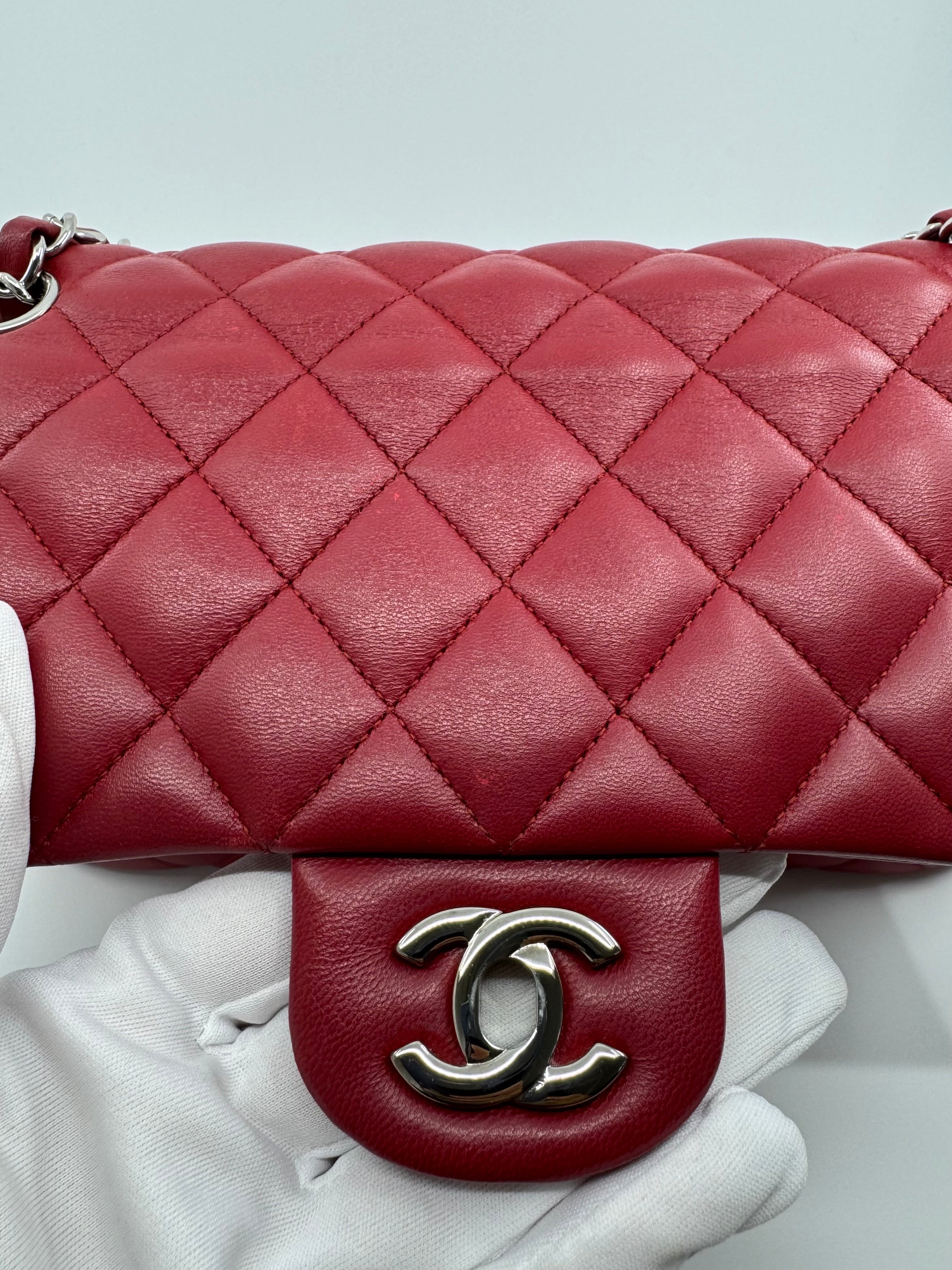 Chanel classic flap bag - Medium
