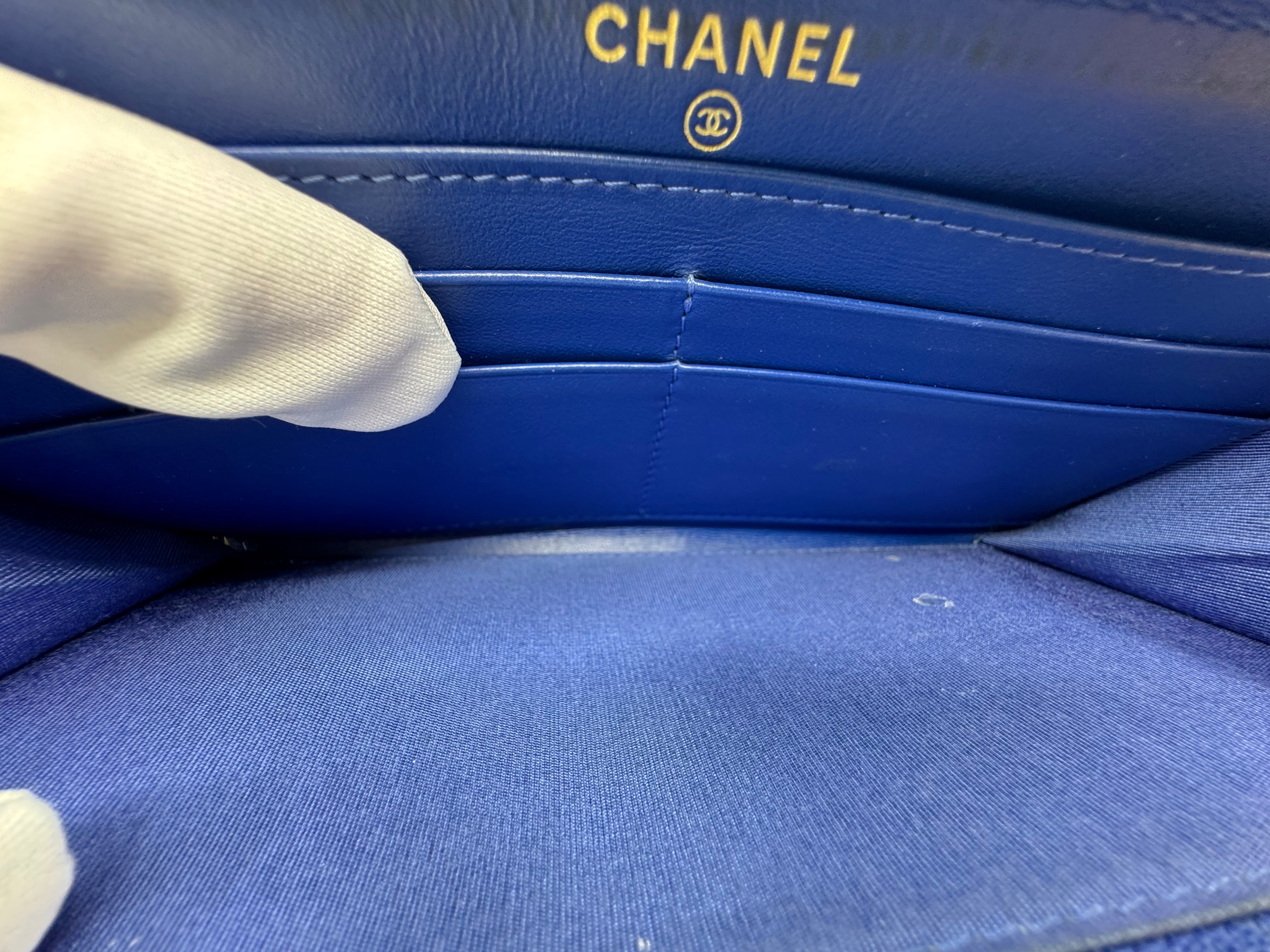 Chanel wallet