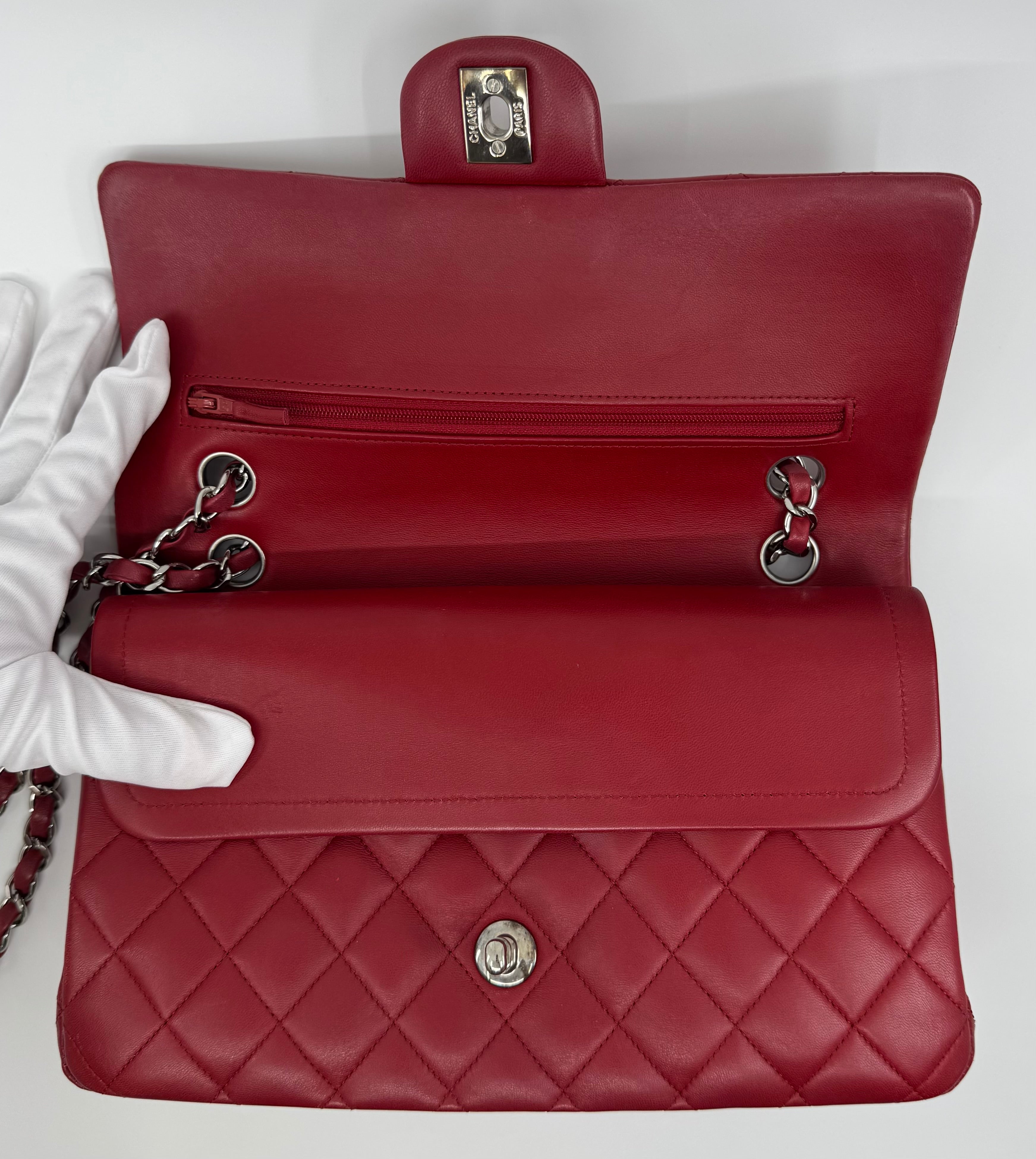 Chanel classic flap bag - Medium