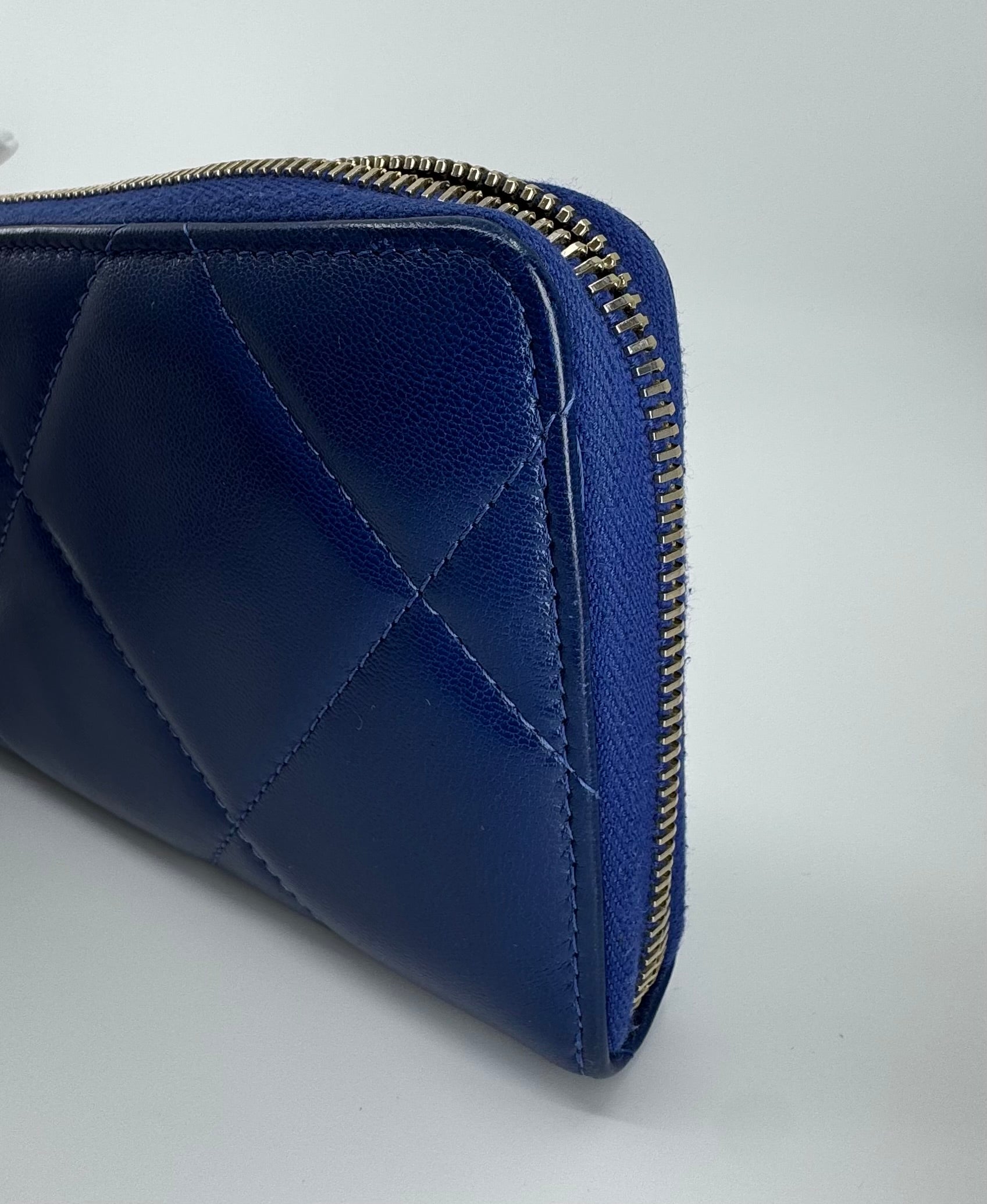 Chanel wallet
