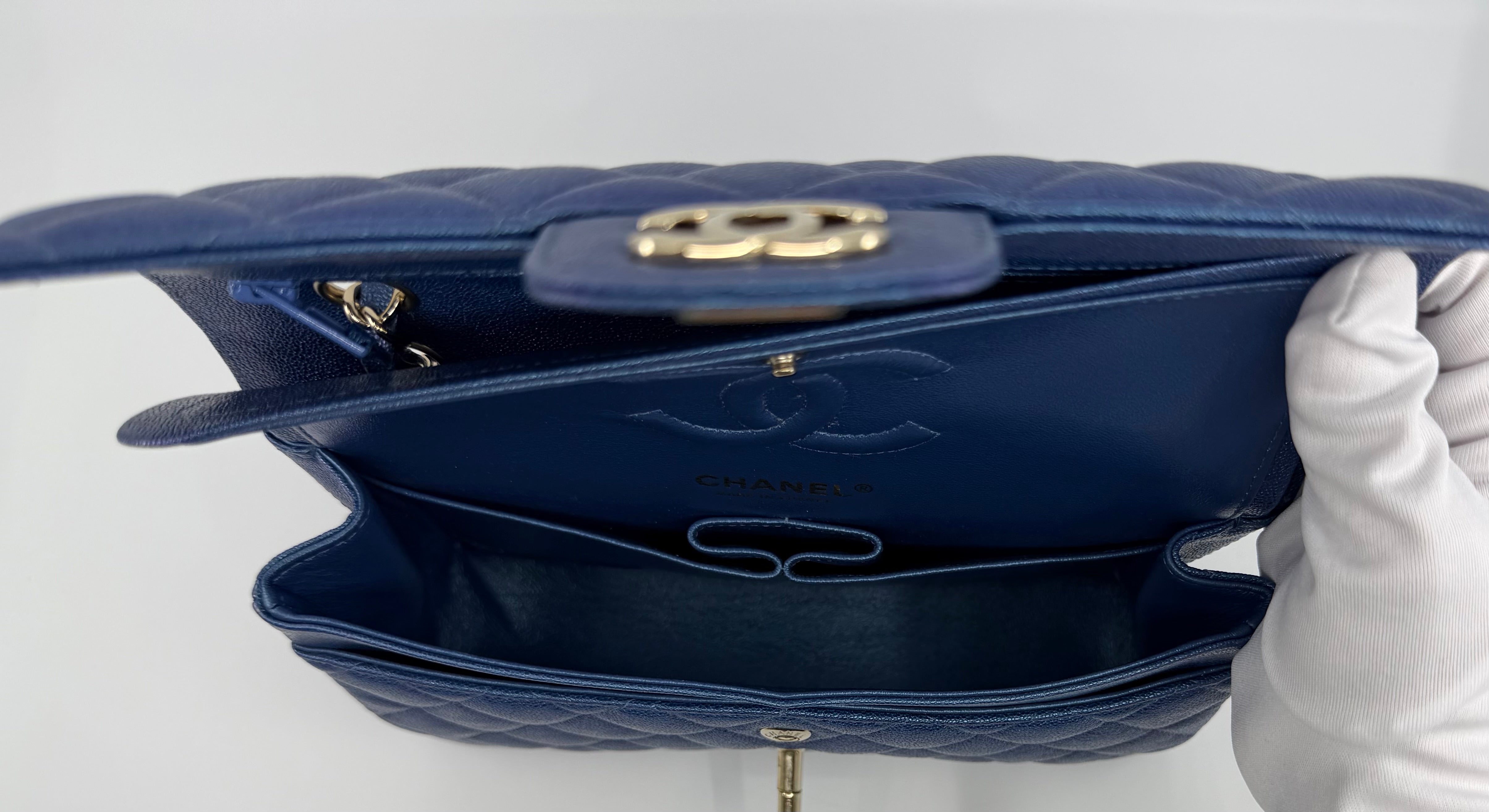 Chanel classic flap bag - Small