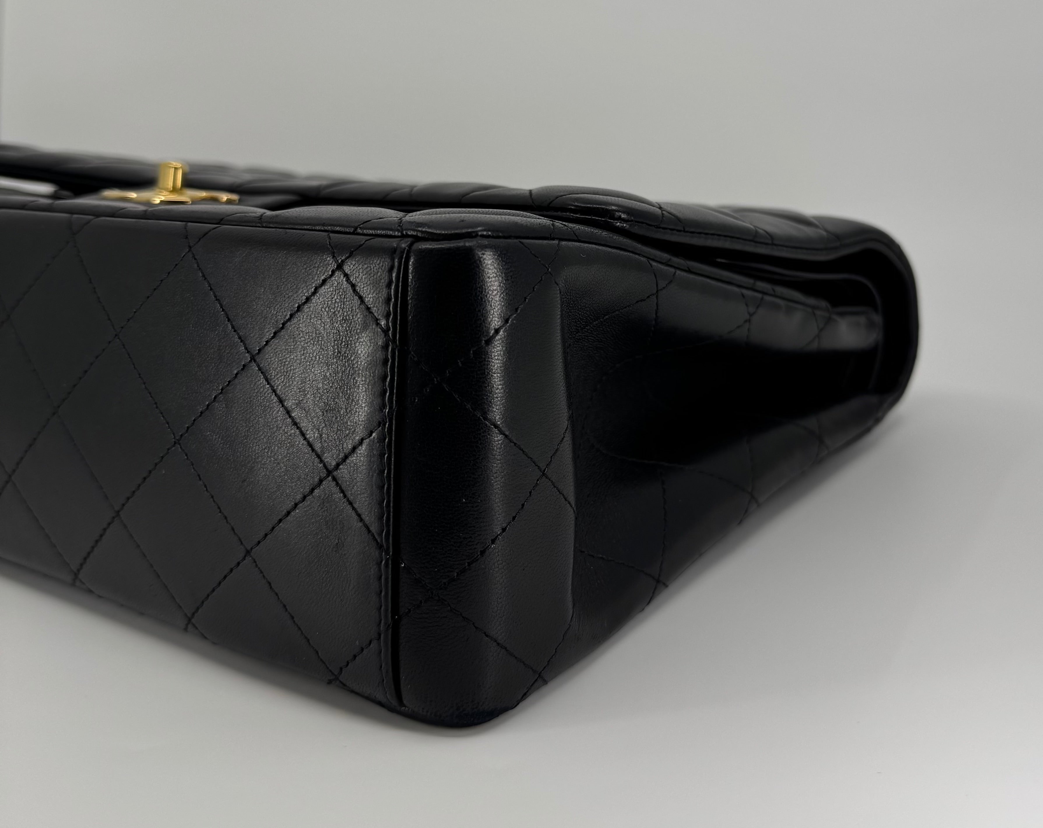 Chanel classic flap bag - Maxi