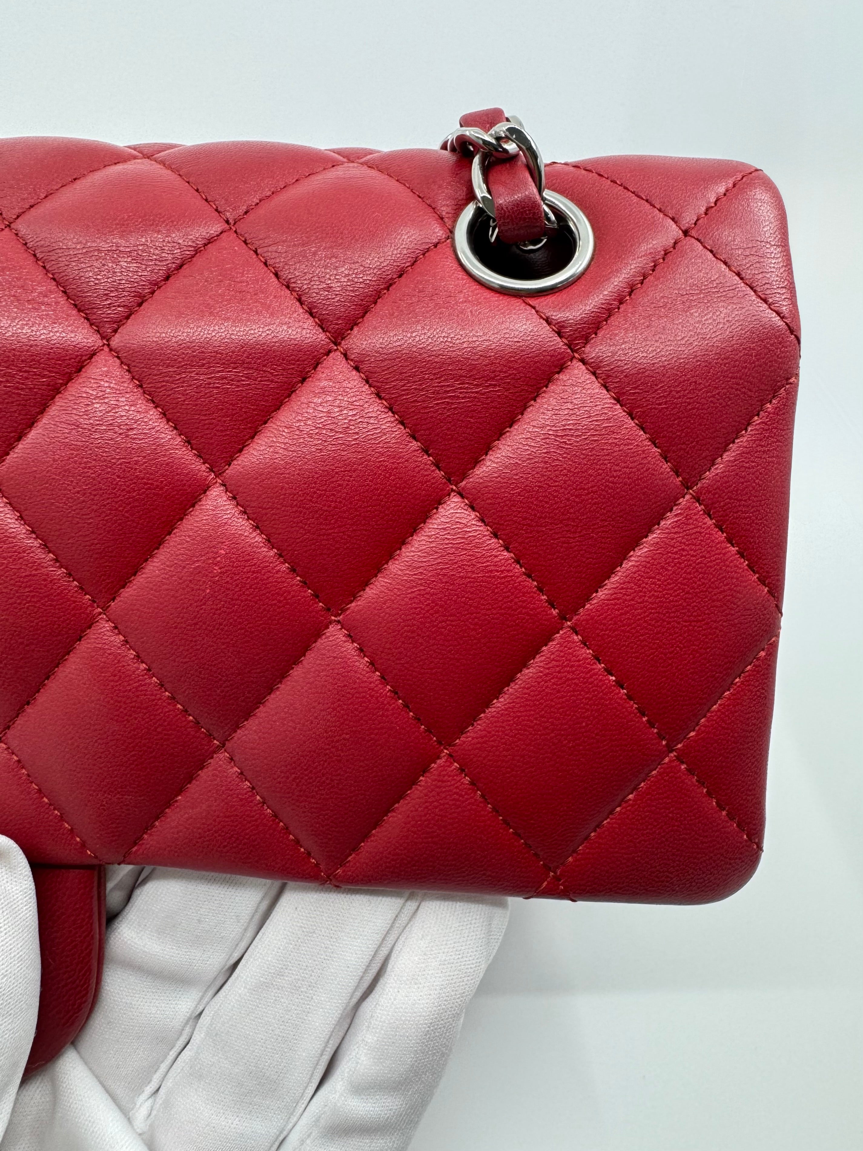 Chanel classic flap bag - Medium