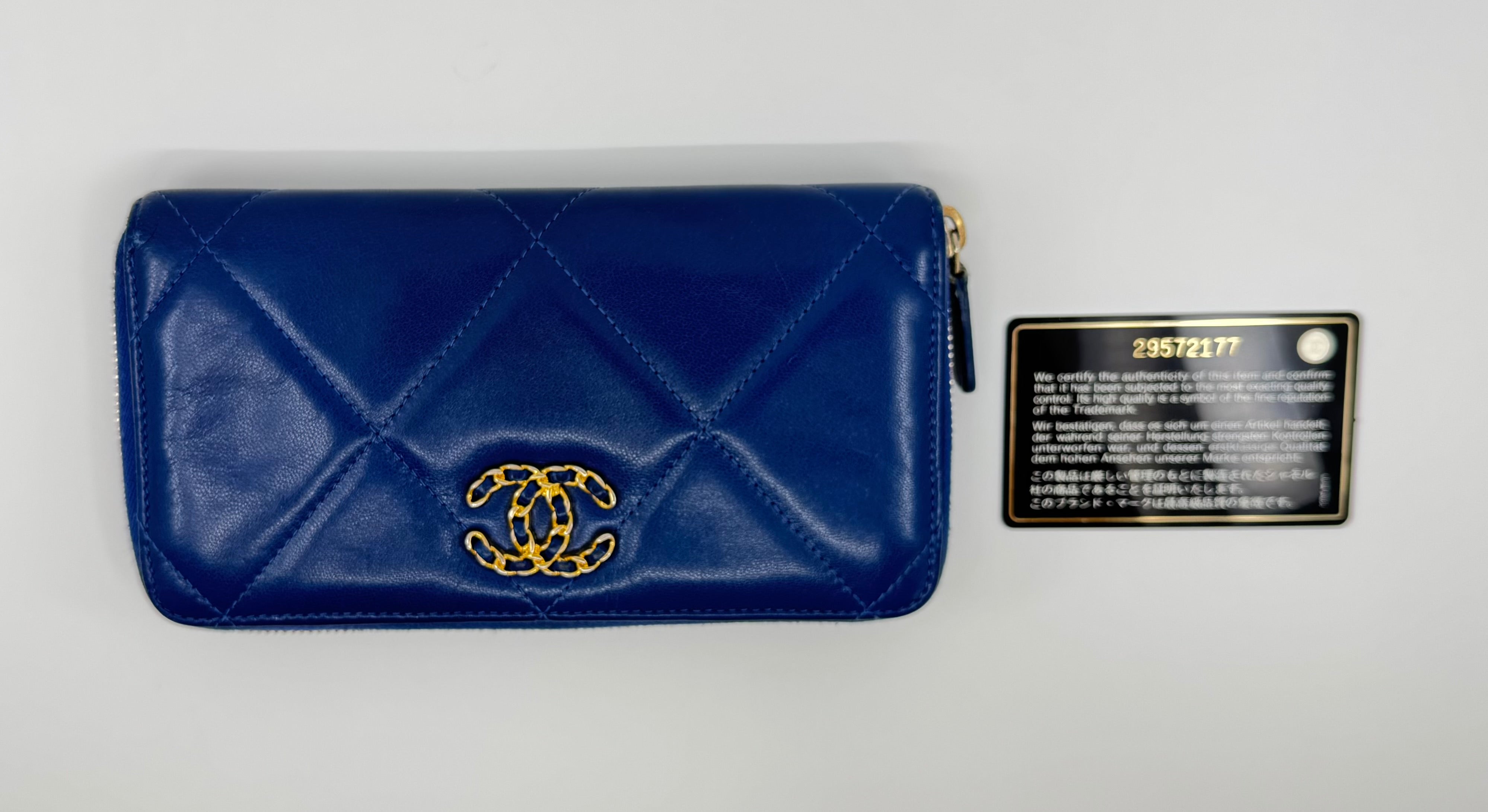 Chanel wallet