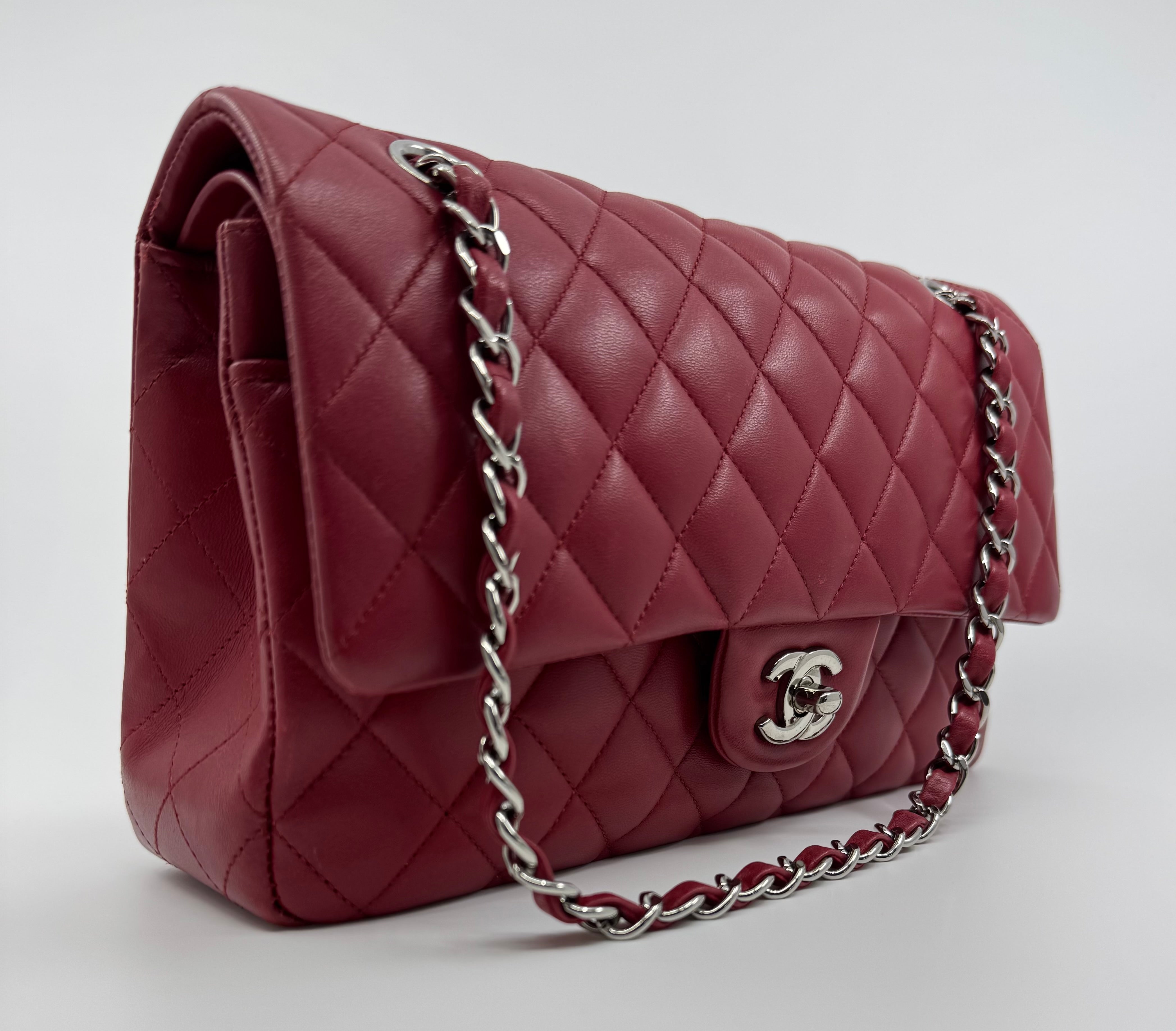 Chanel classic flap bag - Medium