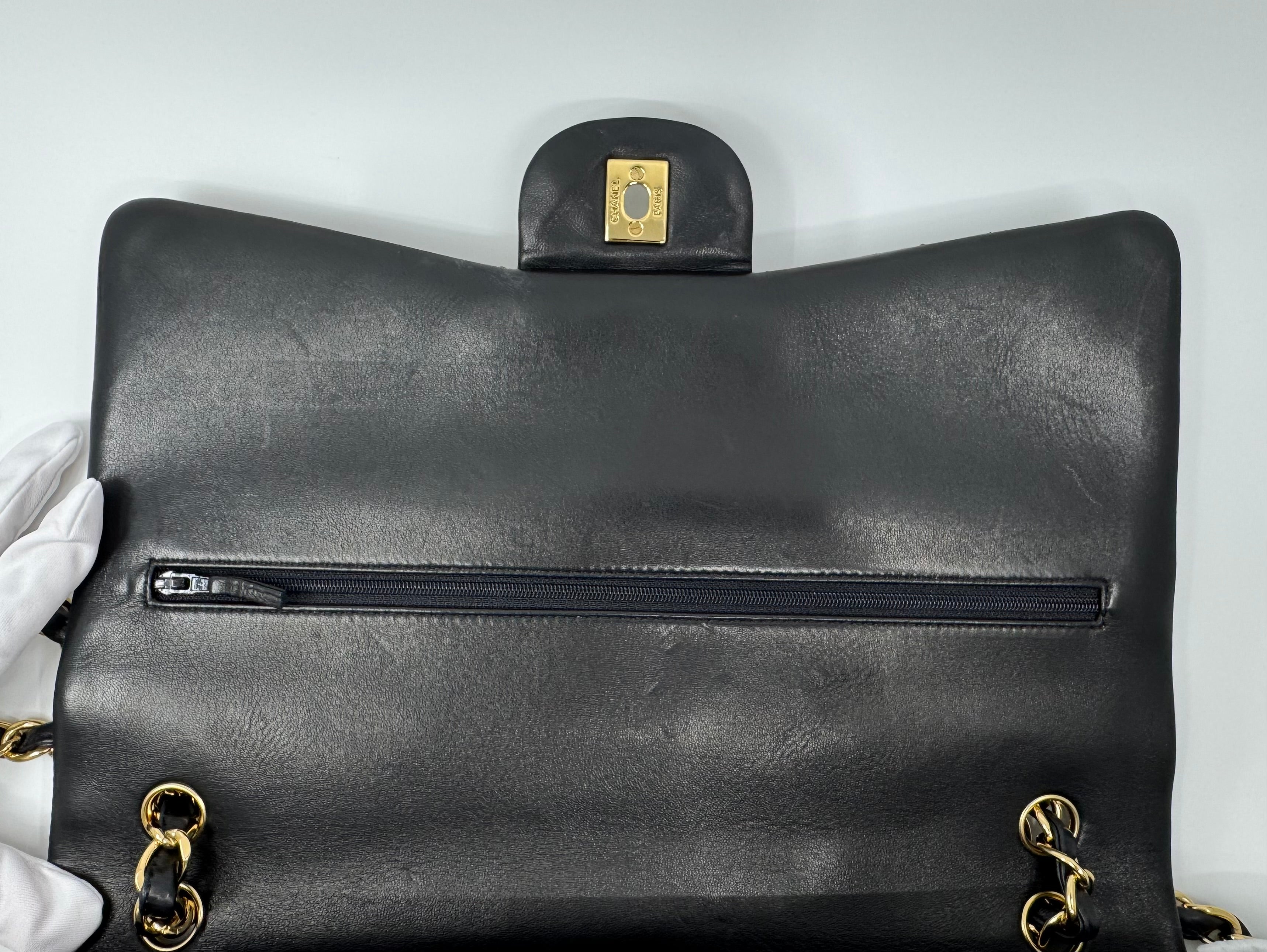 Chanel classic flap bag - Maxi
