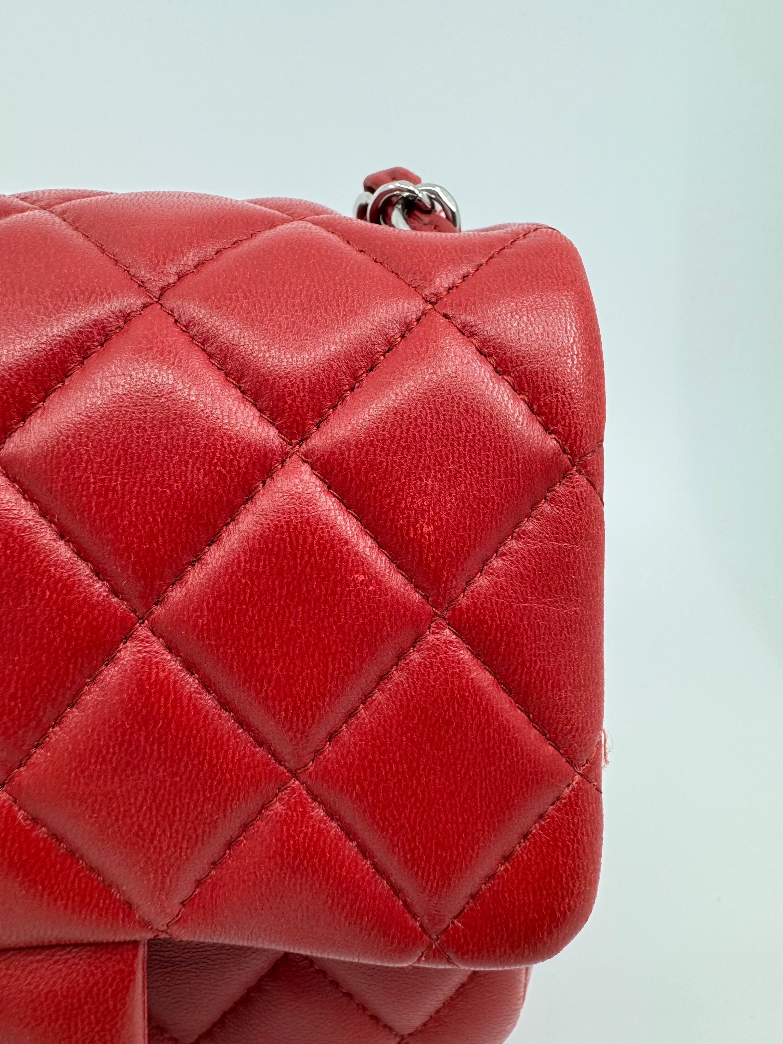 Chanel classic flap bag - mini square