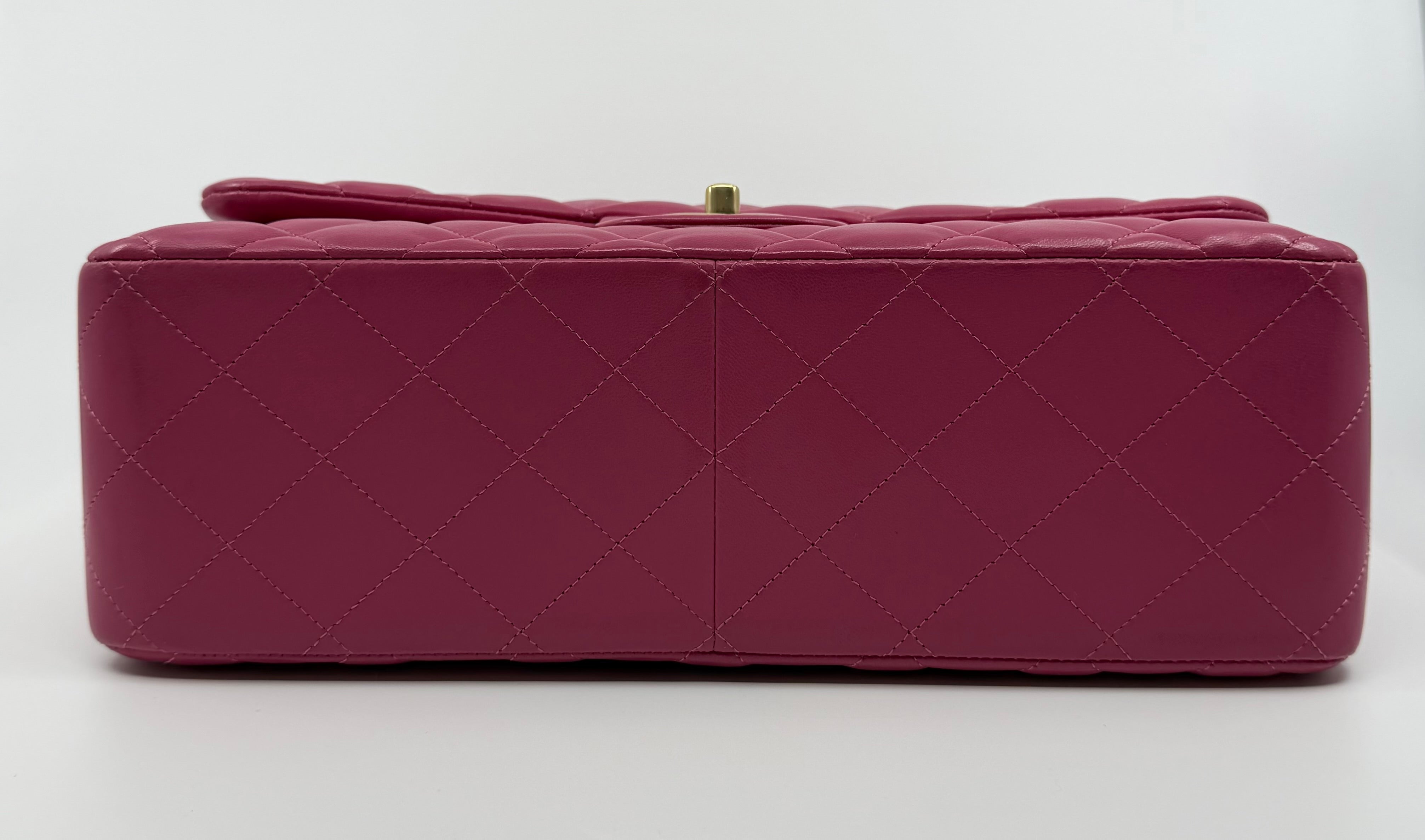 Chanel classic flap bag - Jumbo