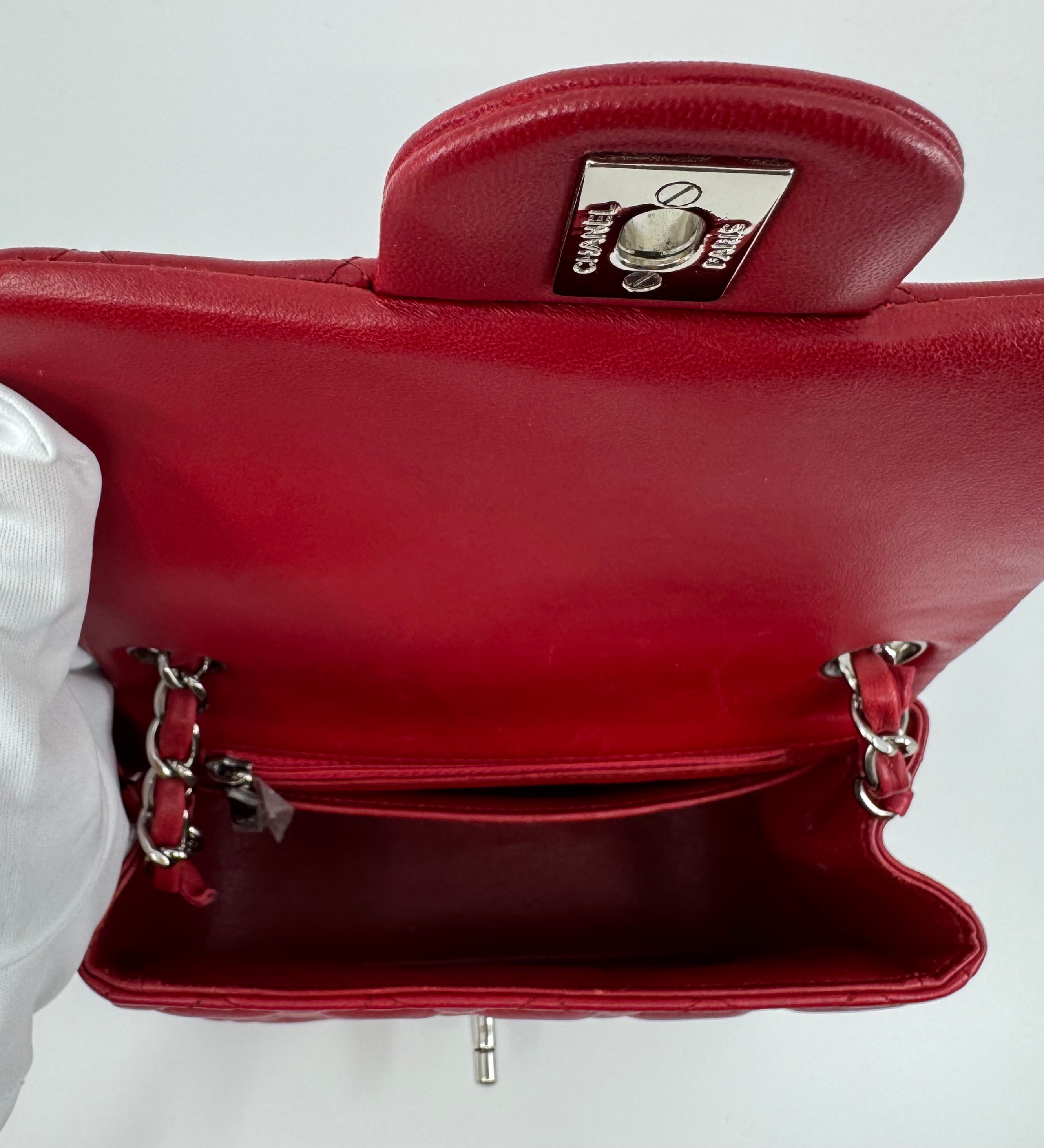 Chanel classic flap bag - mini square