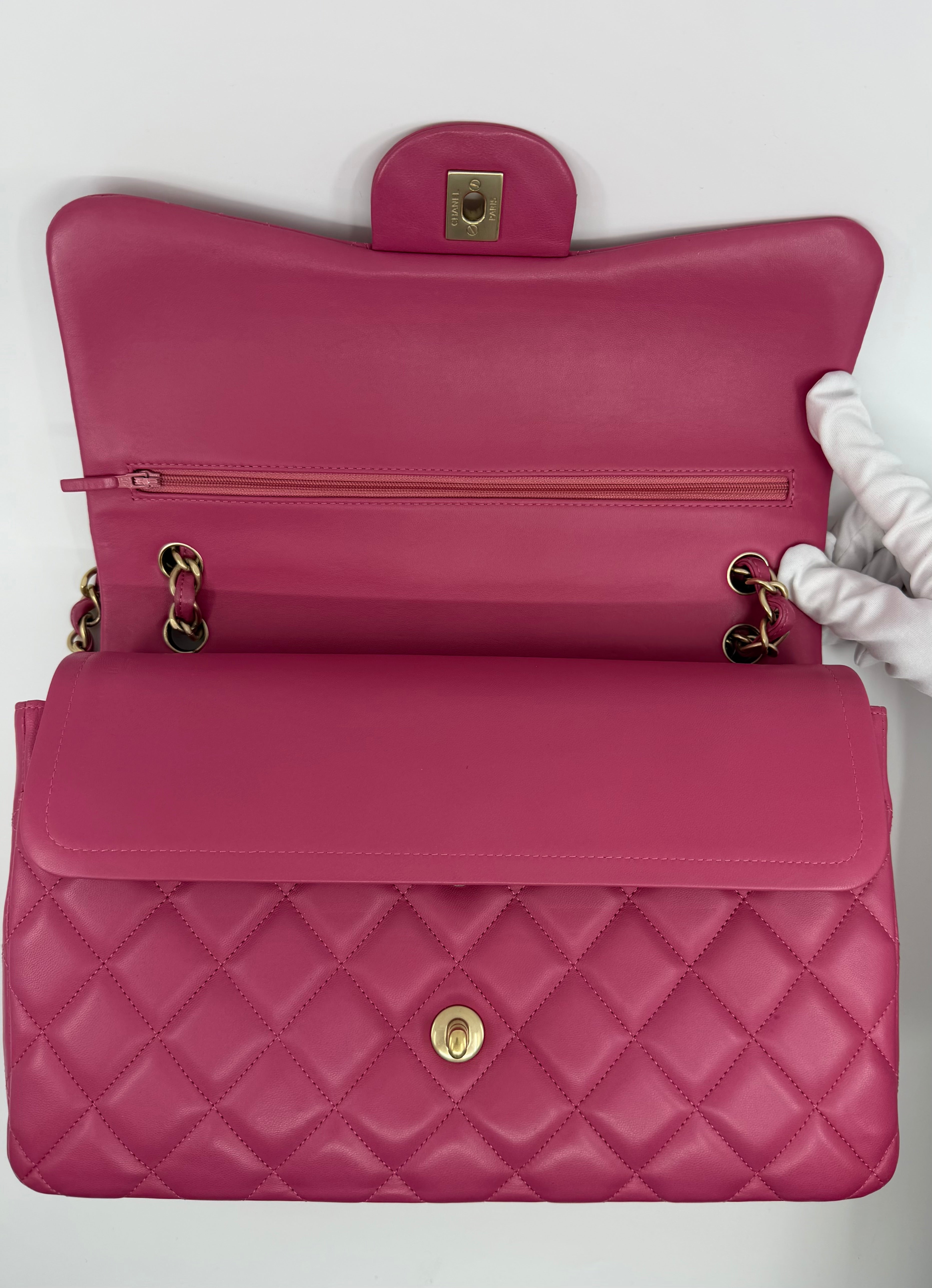 Chanel classic flap bag - Jumbo