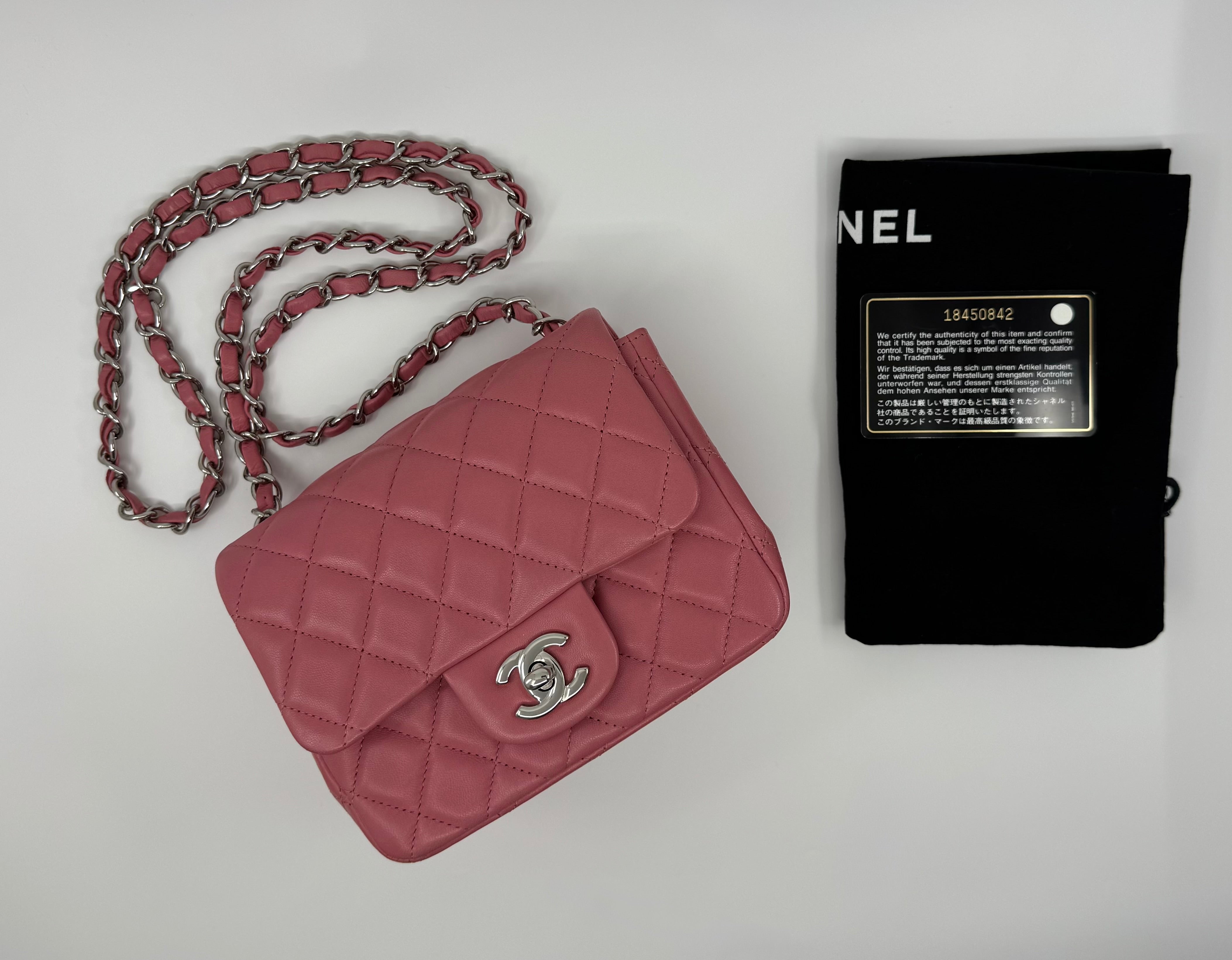 Chanel classic flap bag - Mini square