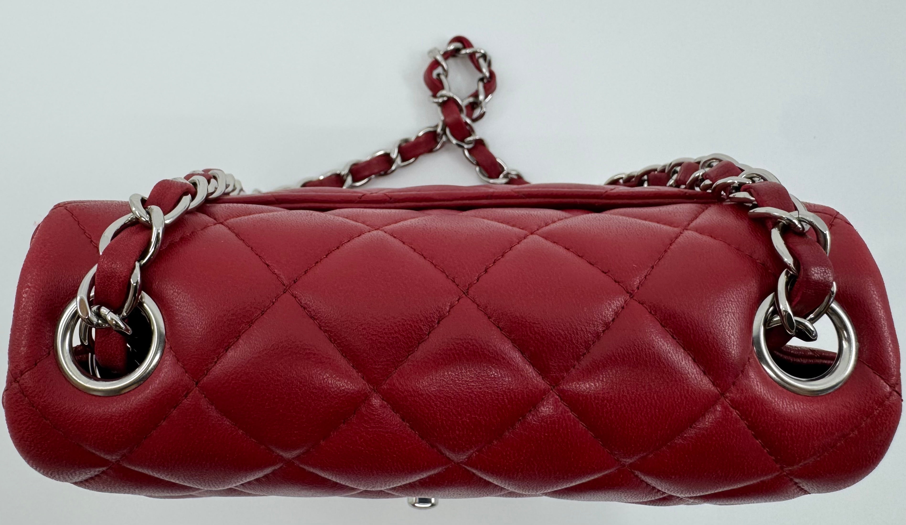 Chanel classic flap bag - mini square