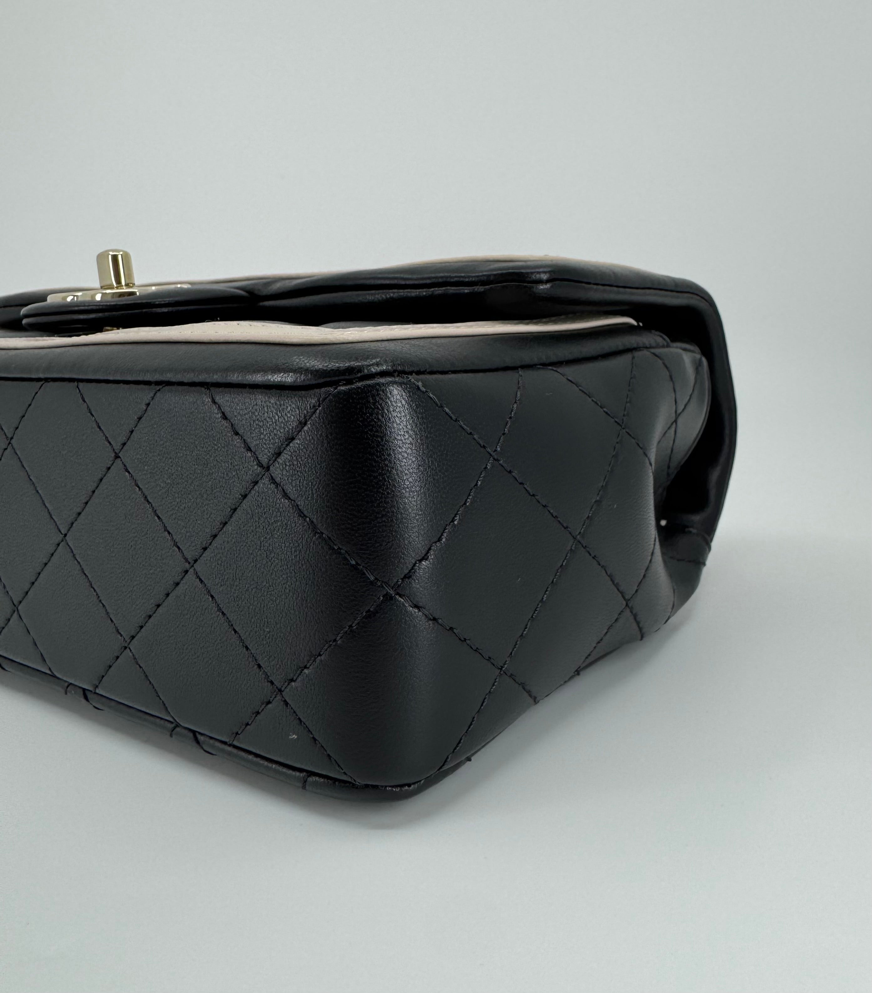Chanel classic flap bag - small
