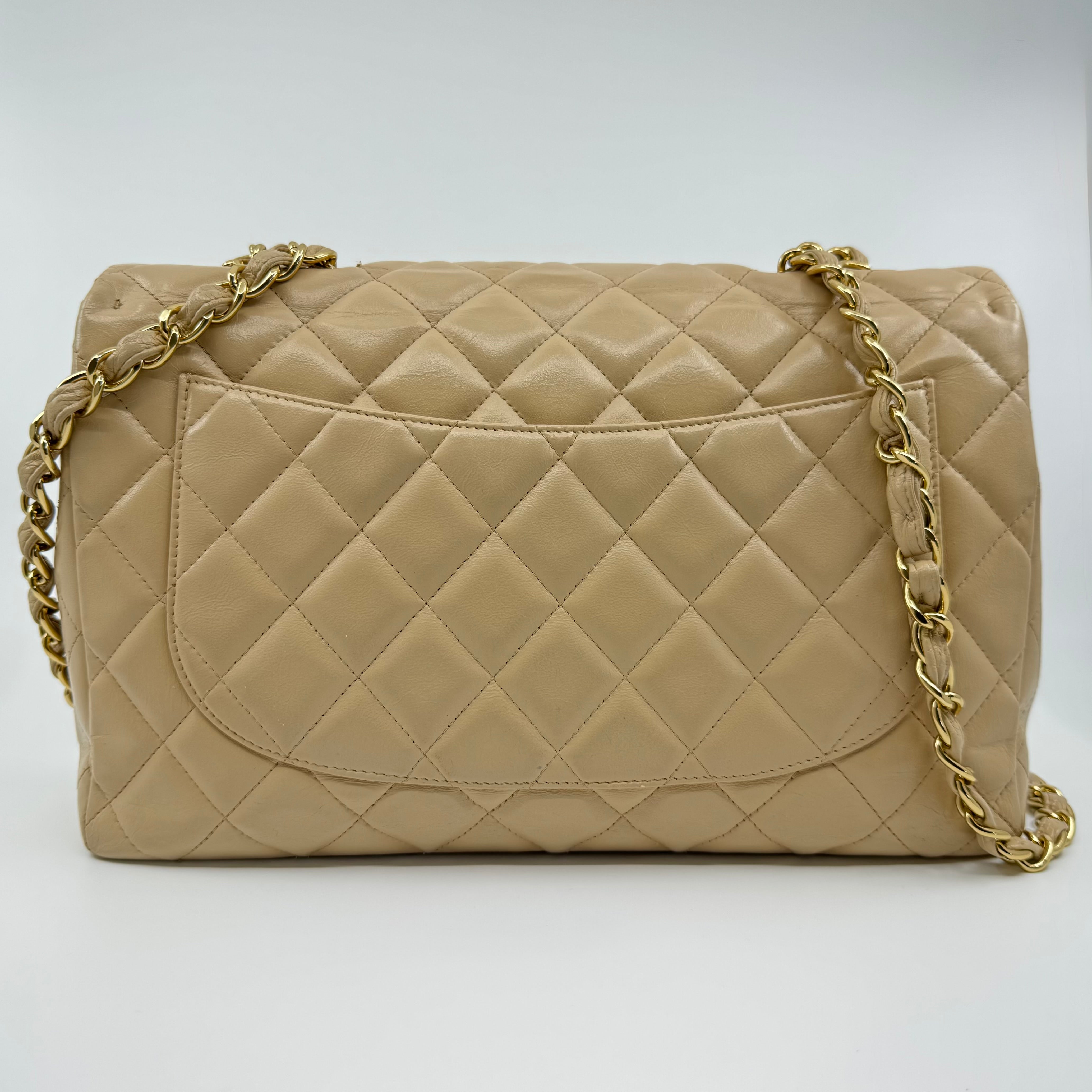 Chanel classic flap bag - Jumbo