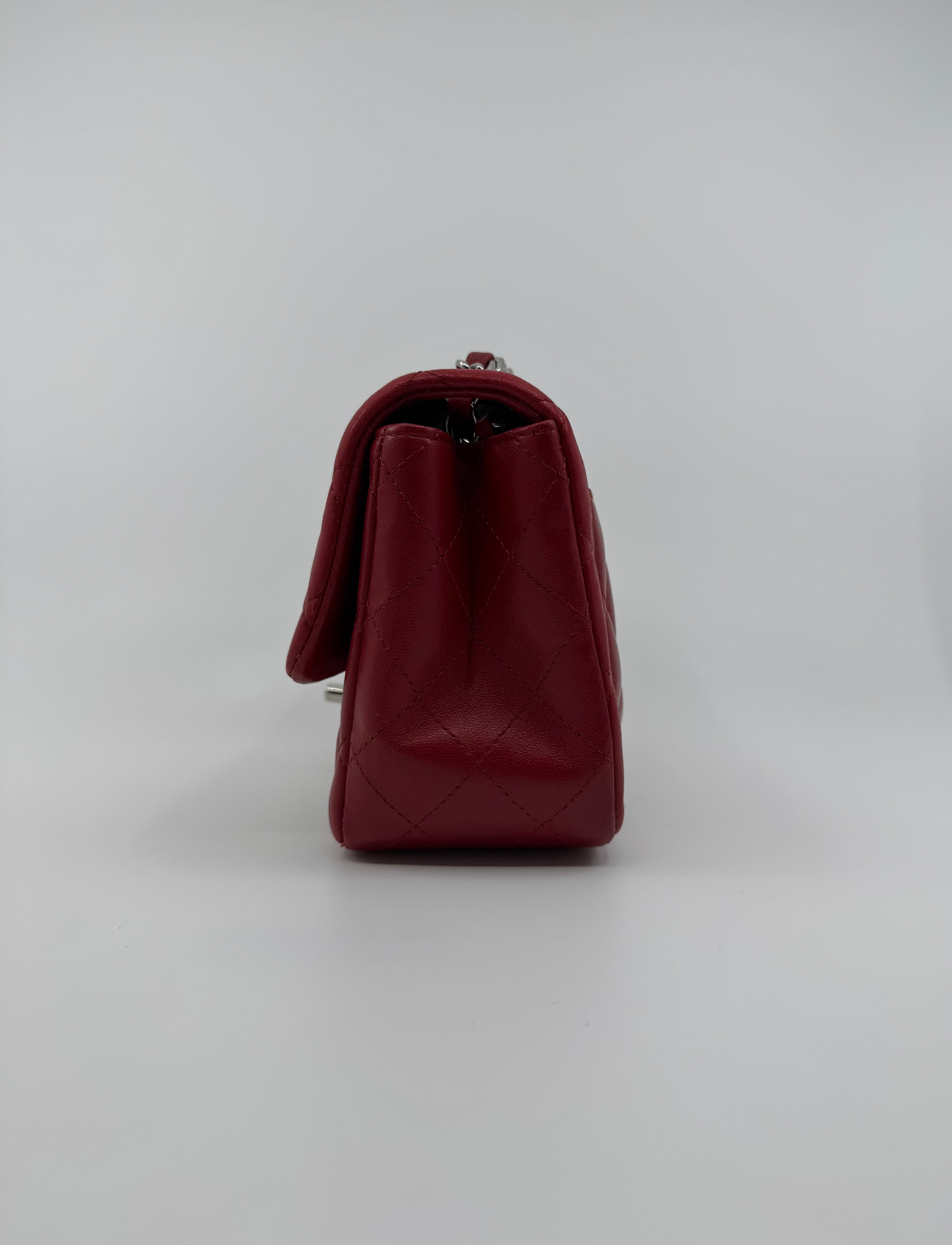 Chanel classic flap bag - mini square
