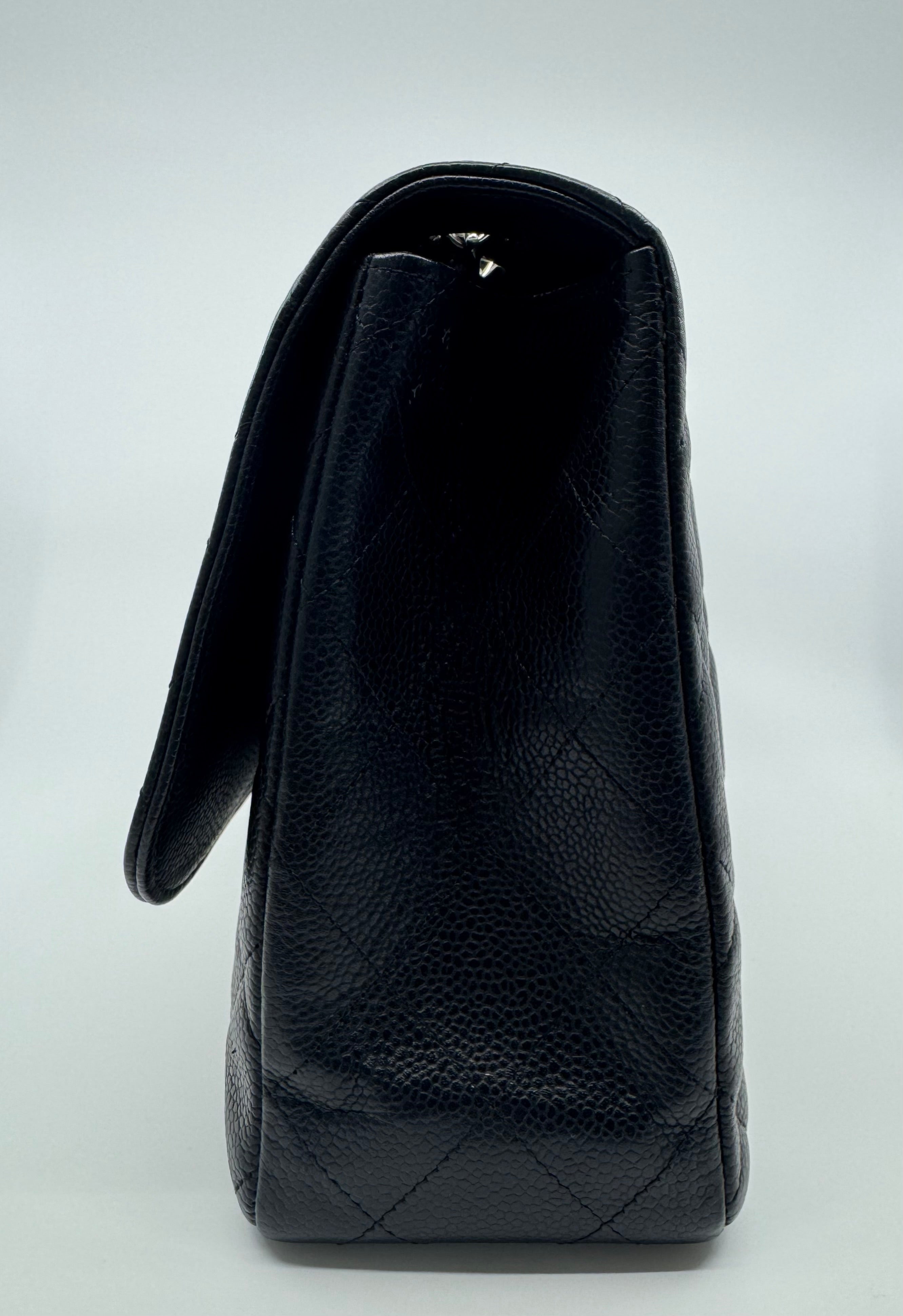 Chanel classic flap bag - Jumbo
