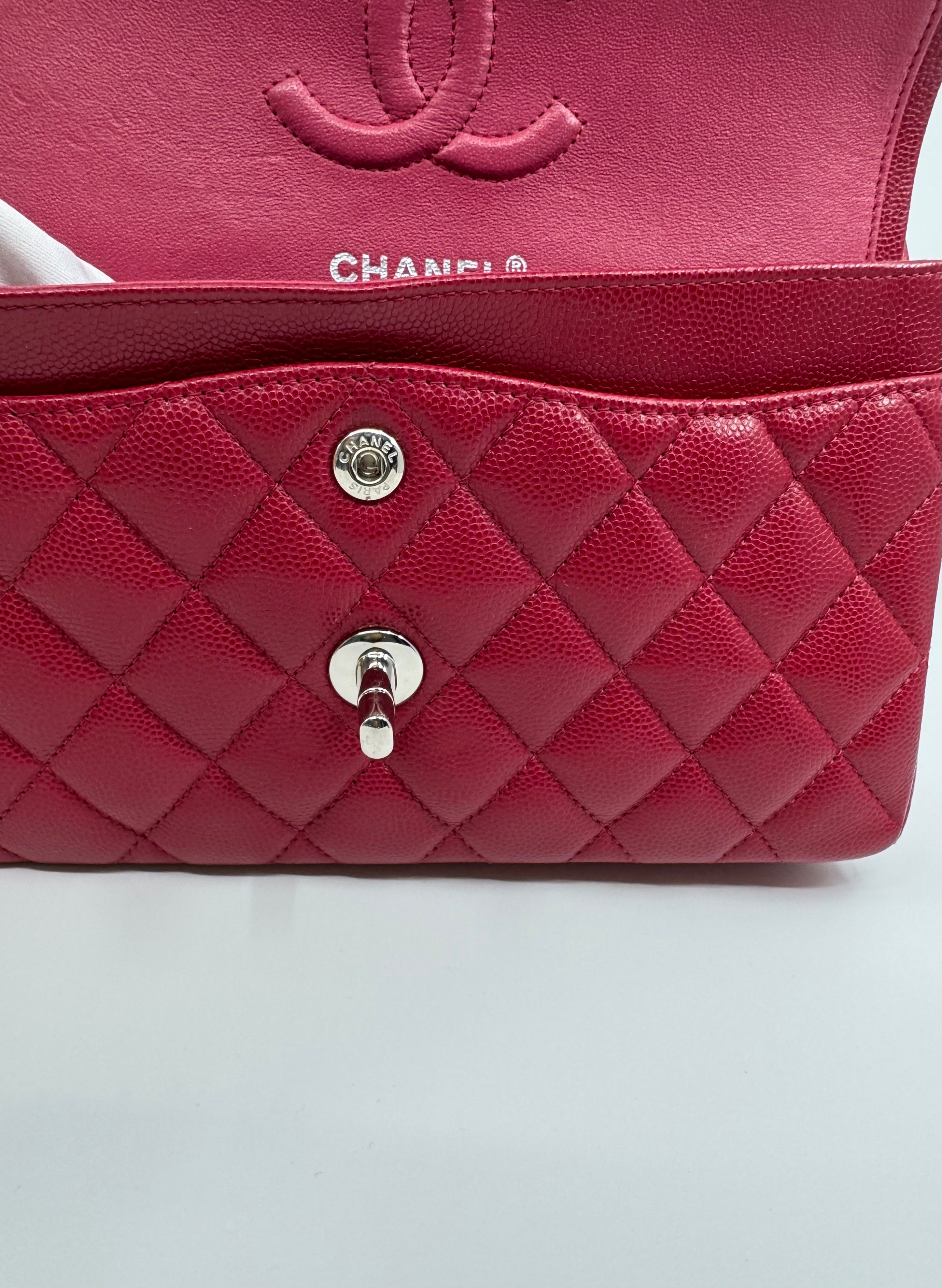 Chanel classic flap small