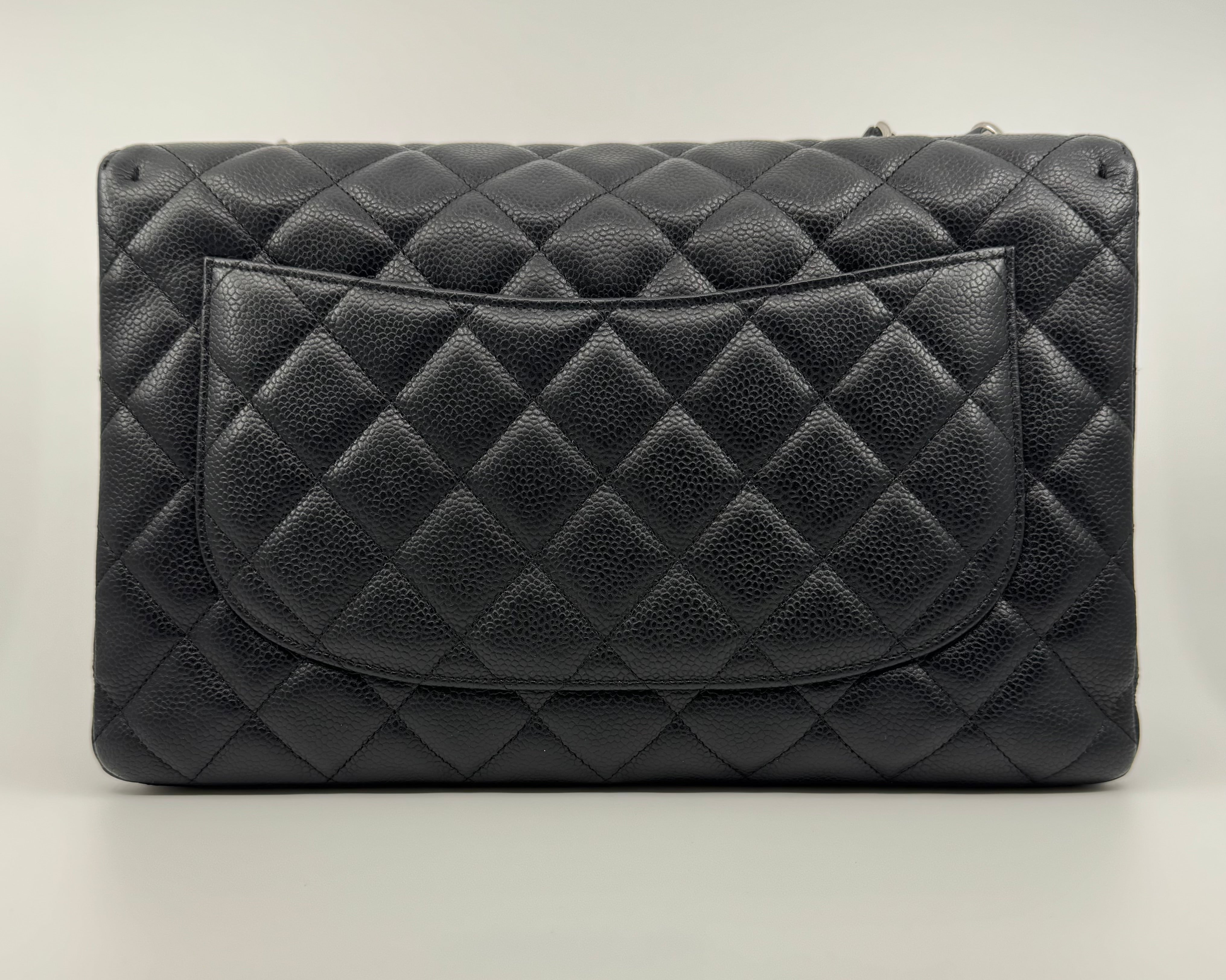Chanel classic flap bag - Jumbo