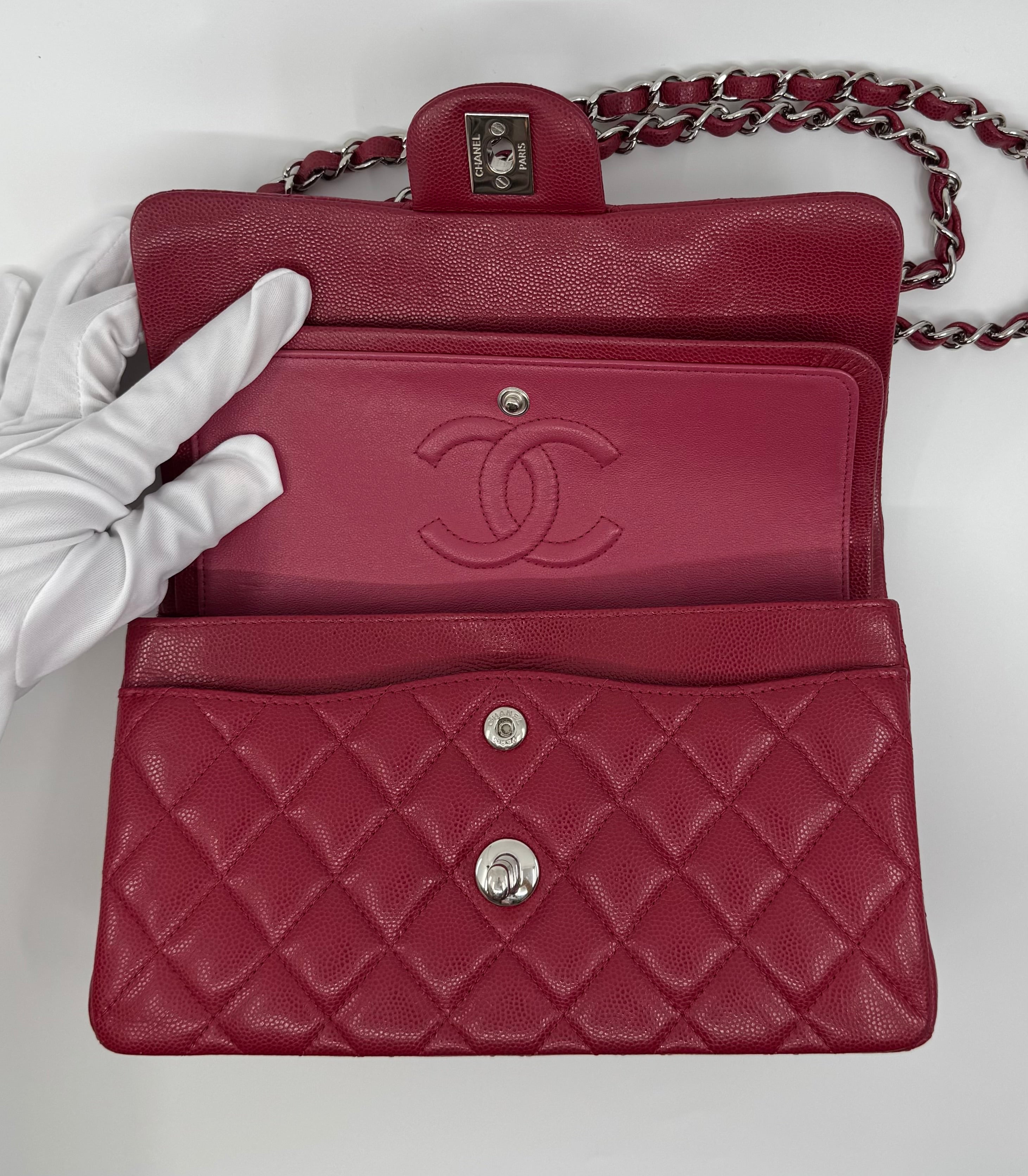 Chanel classic flap small