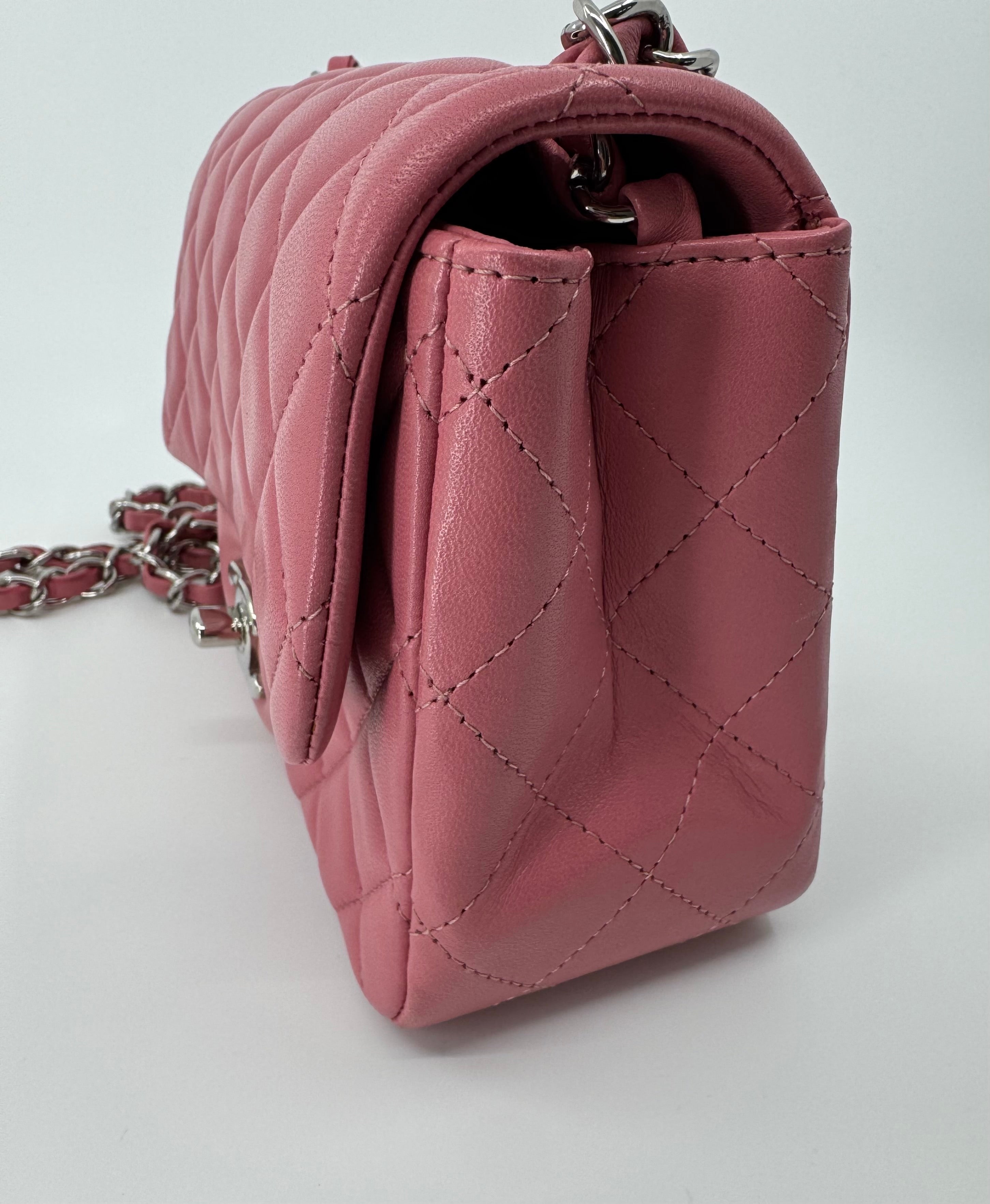Chanel classic flap bag - Mini square
