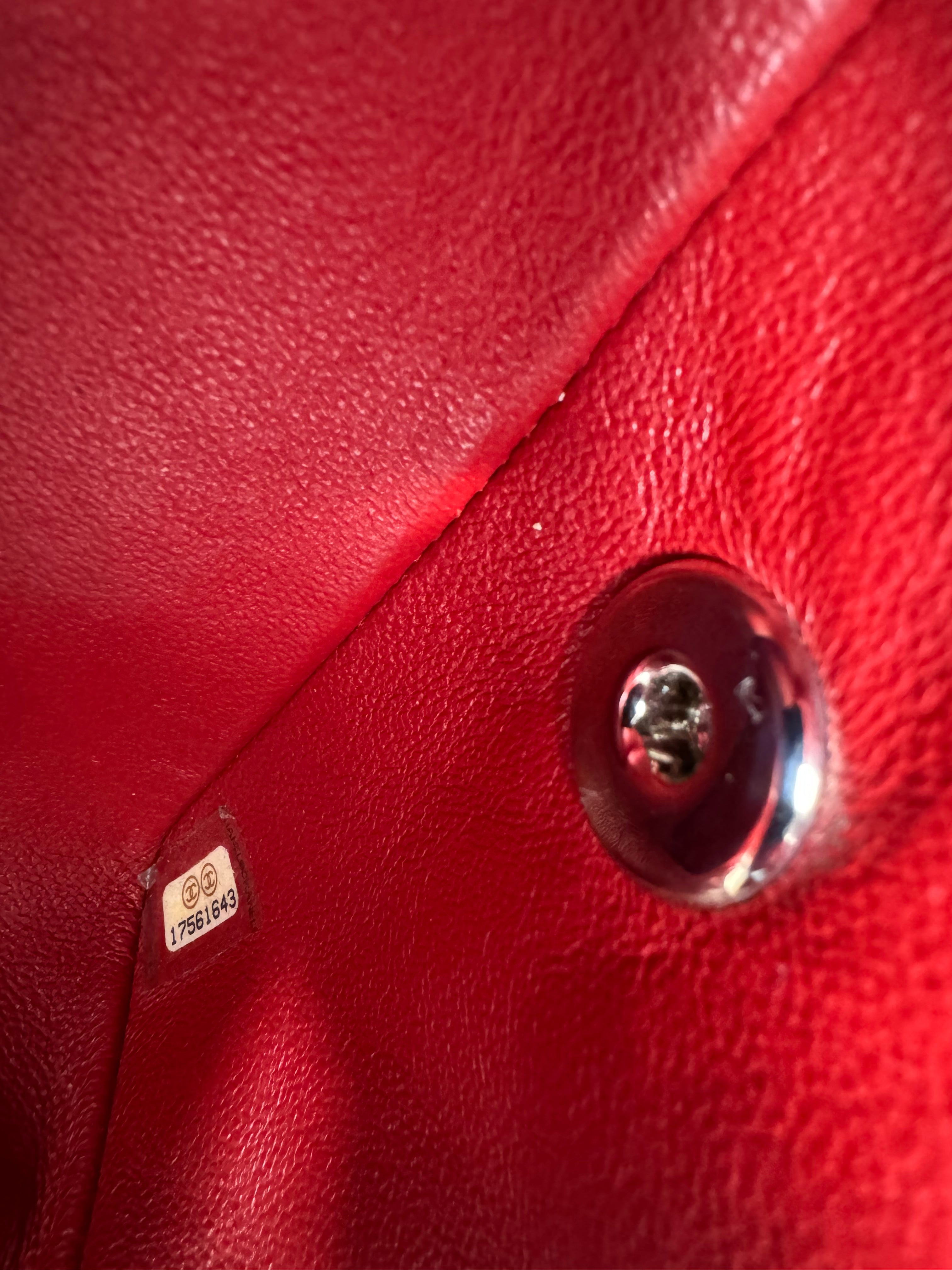 Chanel classic flap bag - mini square