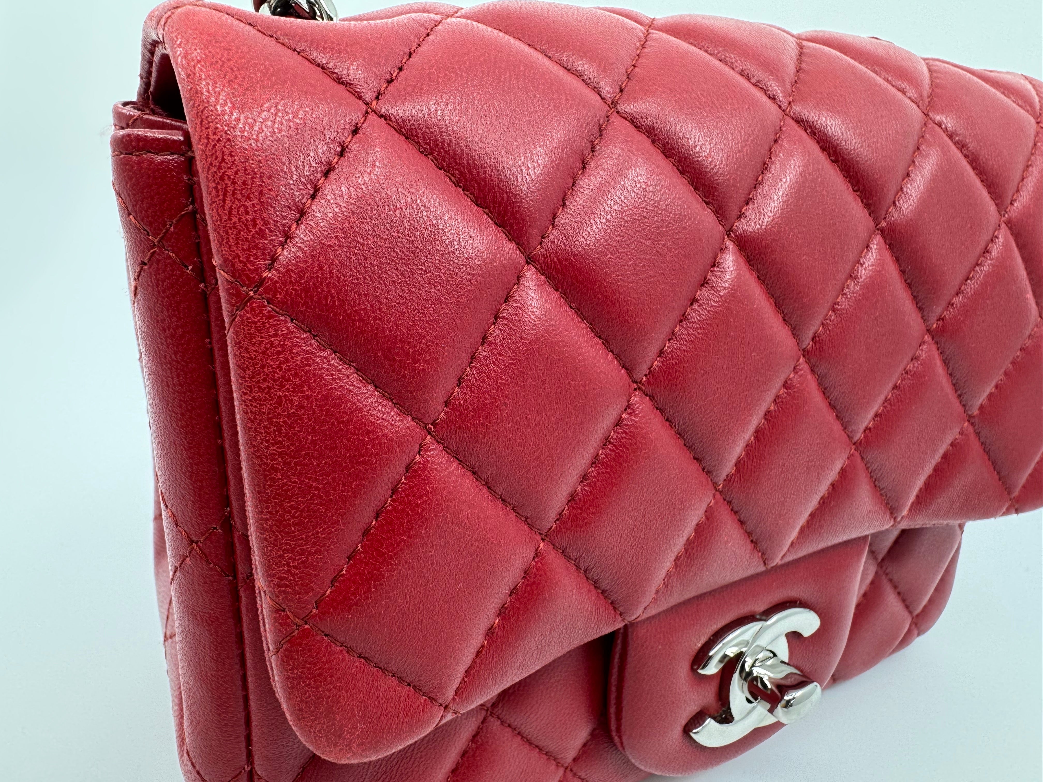 Chanel classic flap bag - mini square