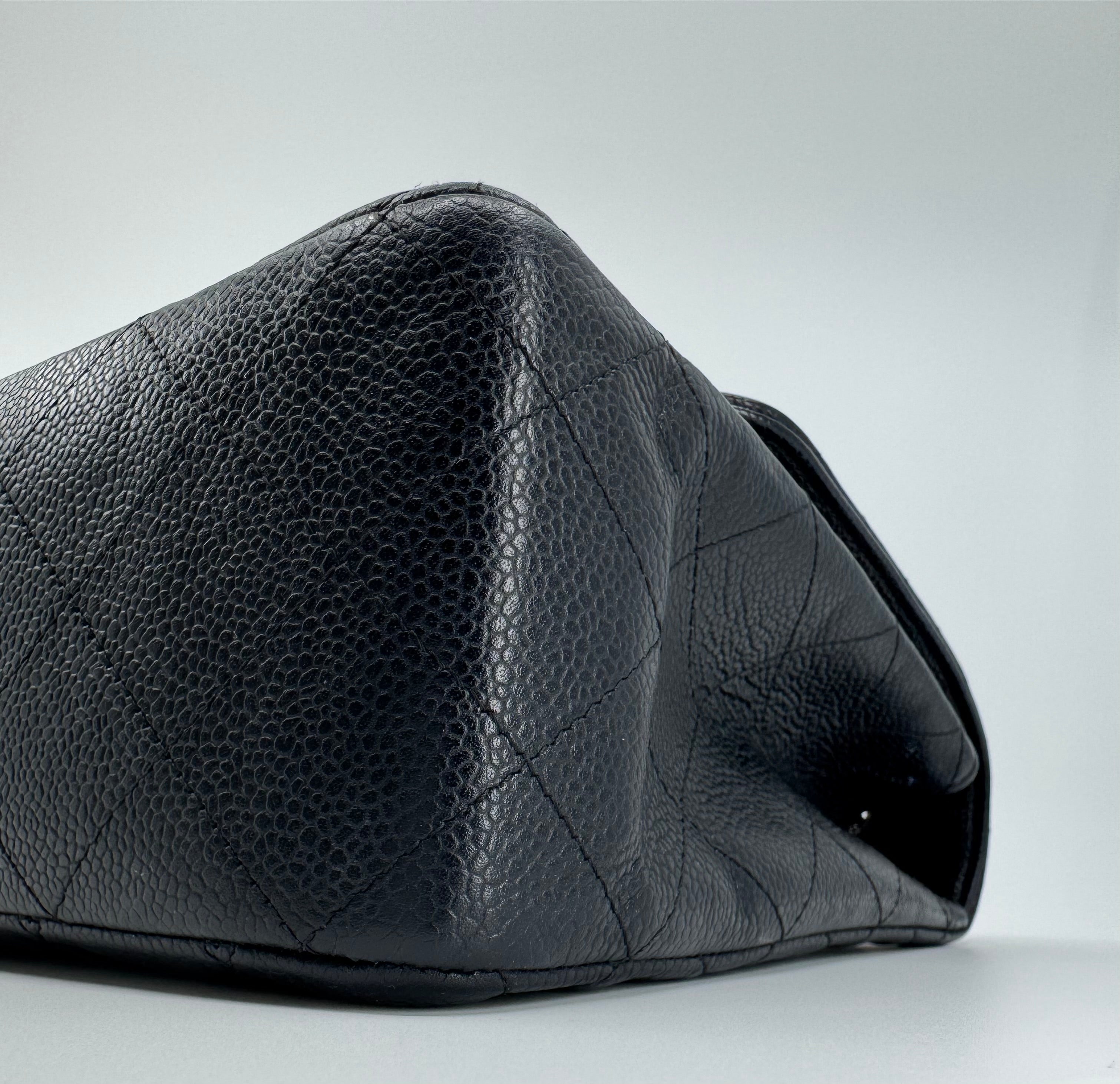 Chanel classic flap bag - Jumbo