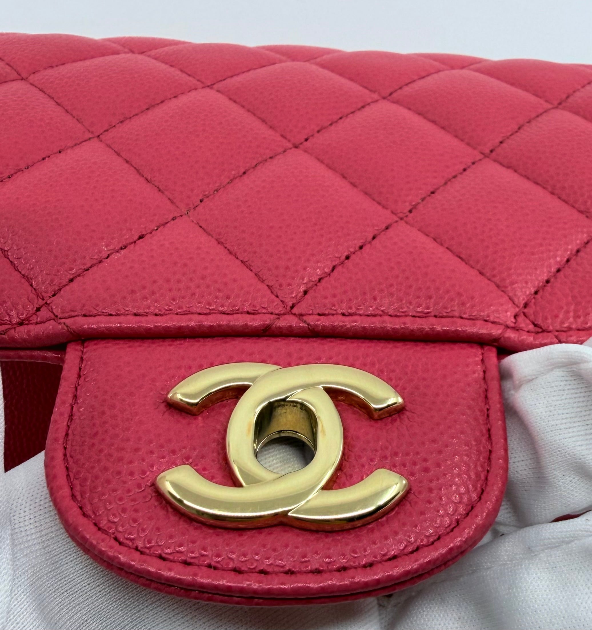 Chanel classic flap bag - medium