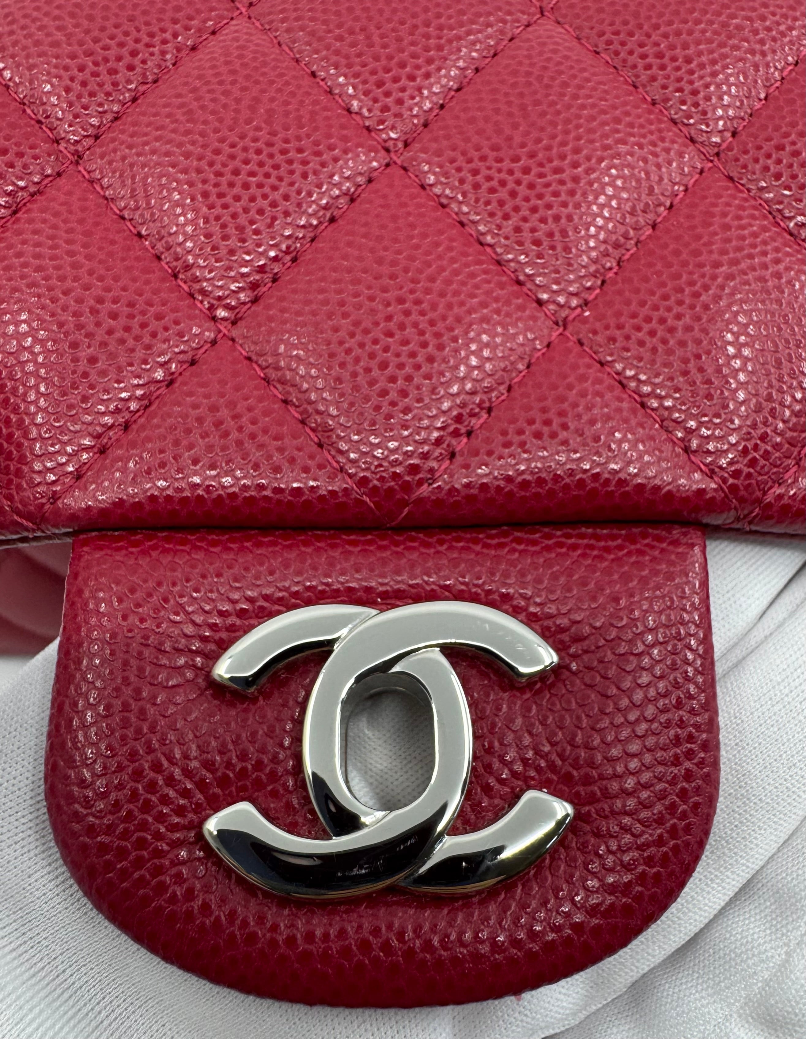 Chanel classic flap small
