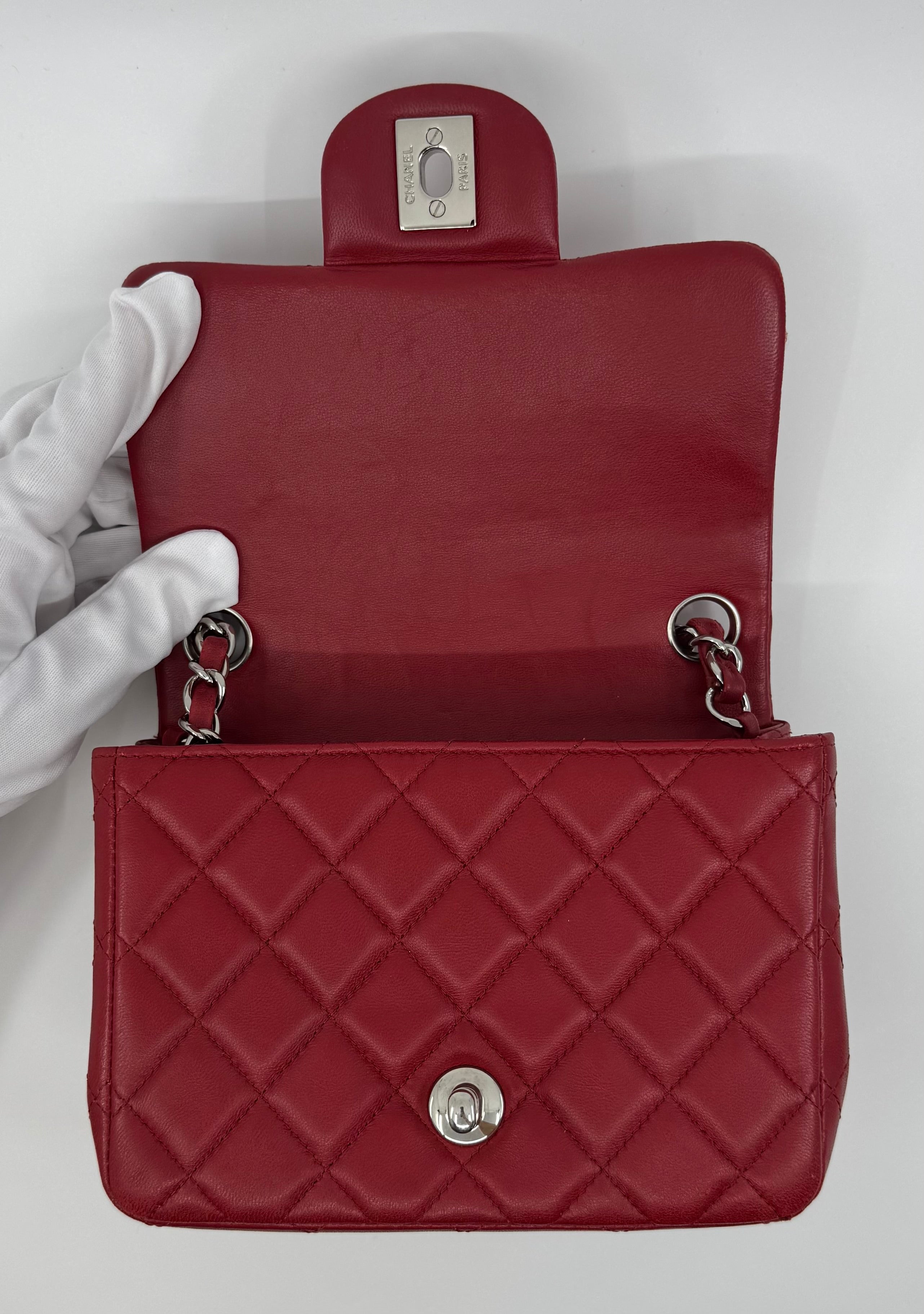 Chanel classic flap bag - mini square