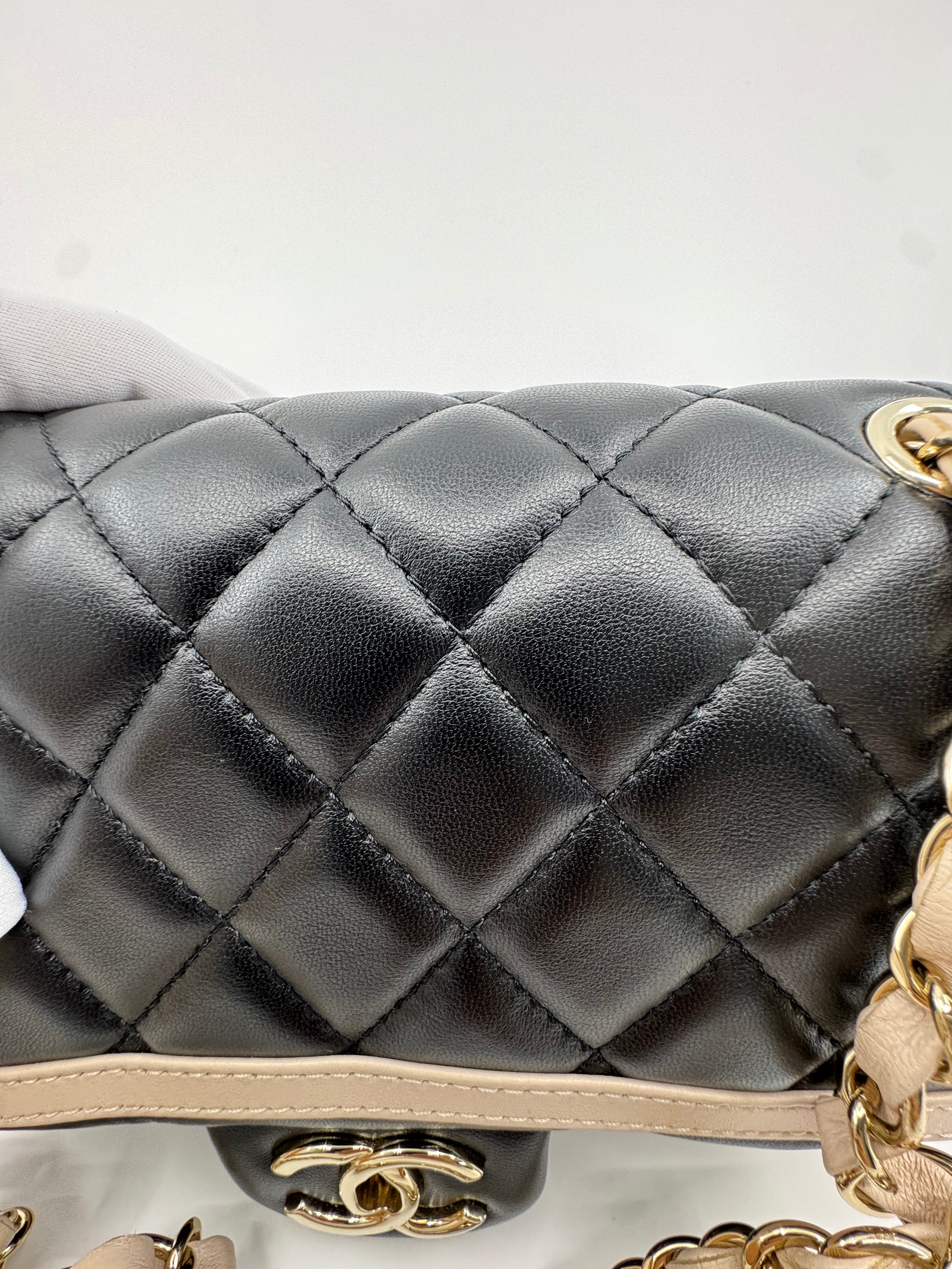 Chanel classic flap bag - small