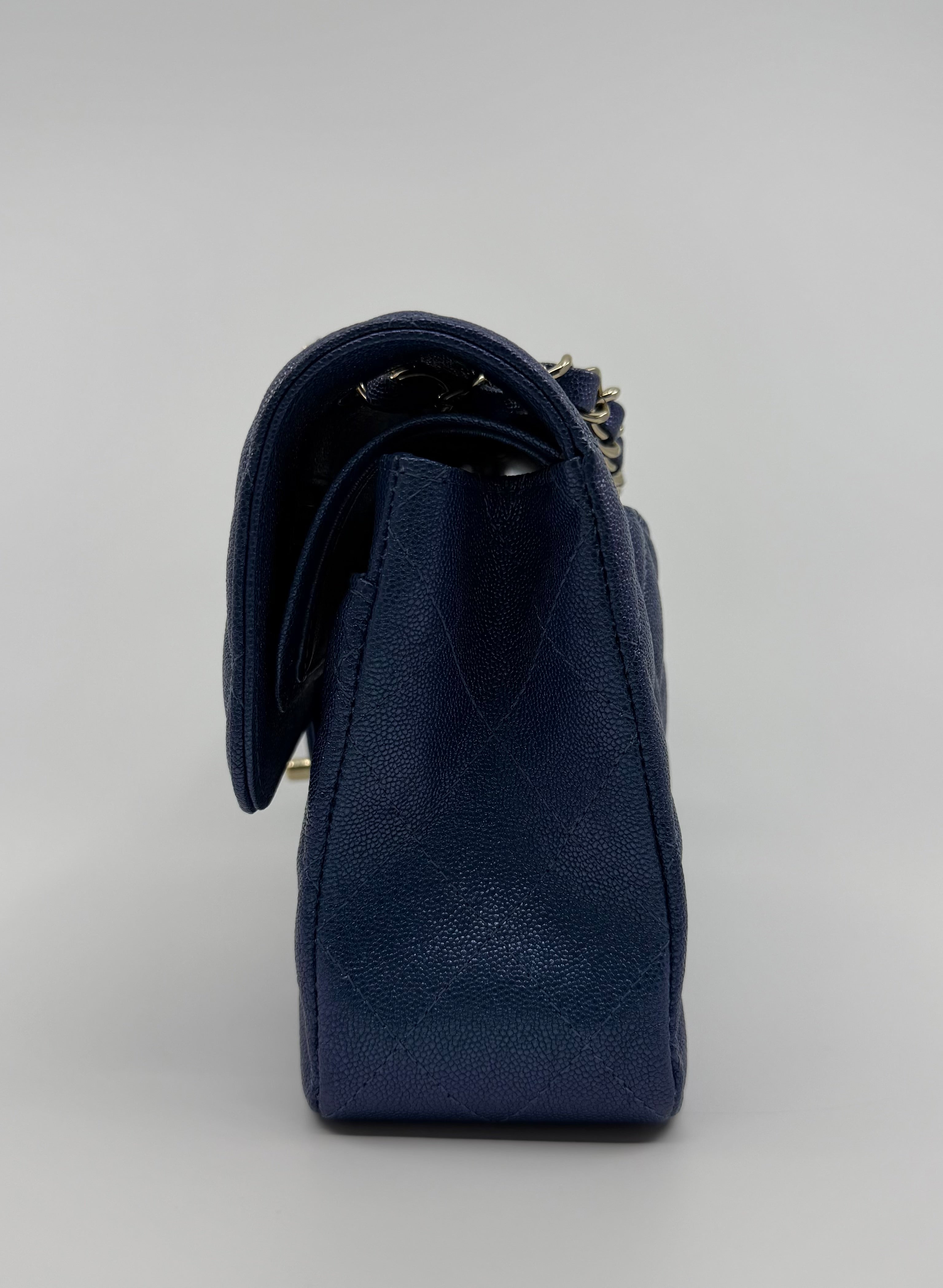 Chanel classic flap bag - Small