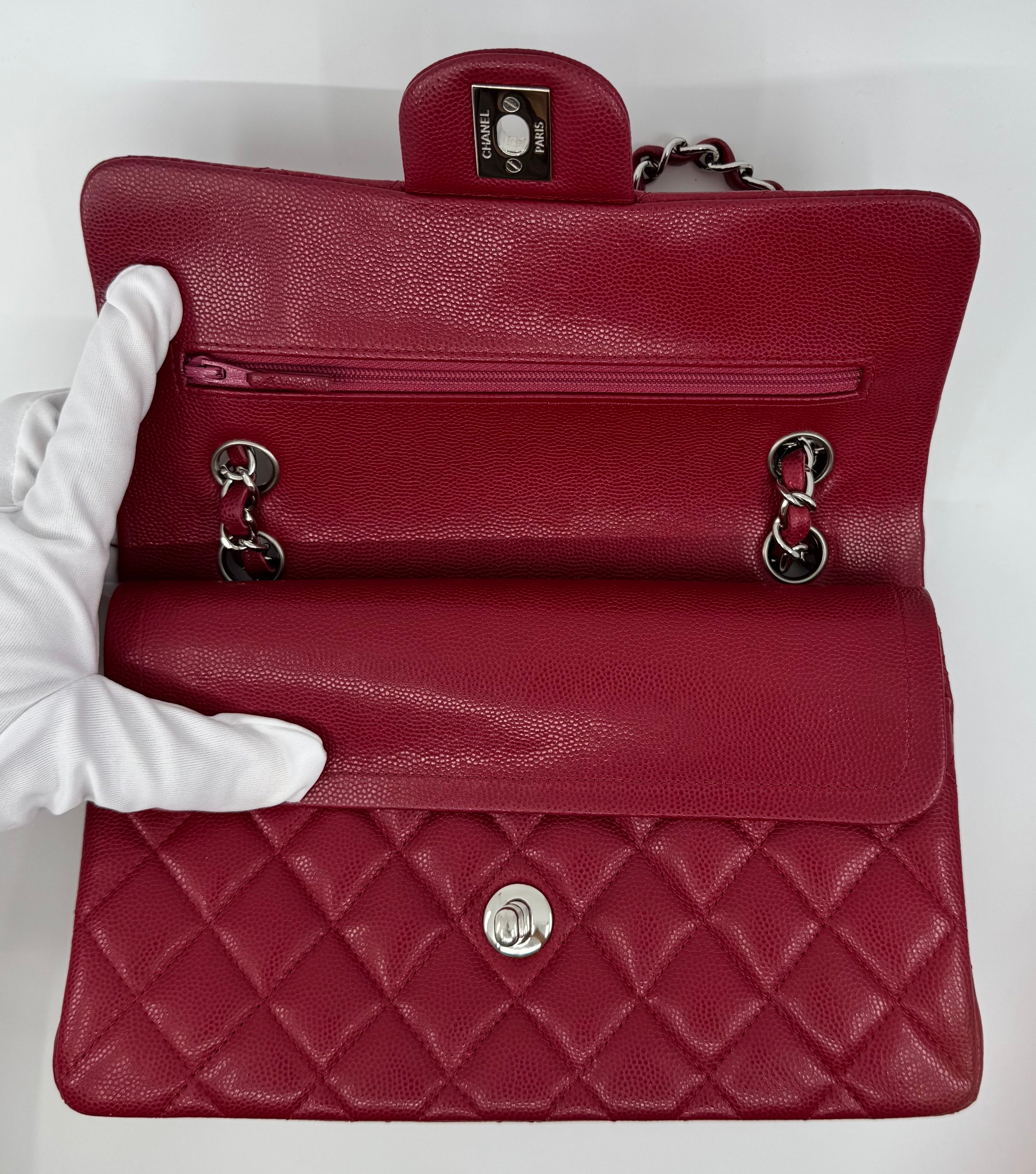 Chanel classic flap small