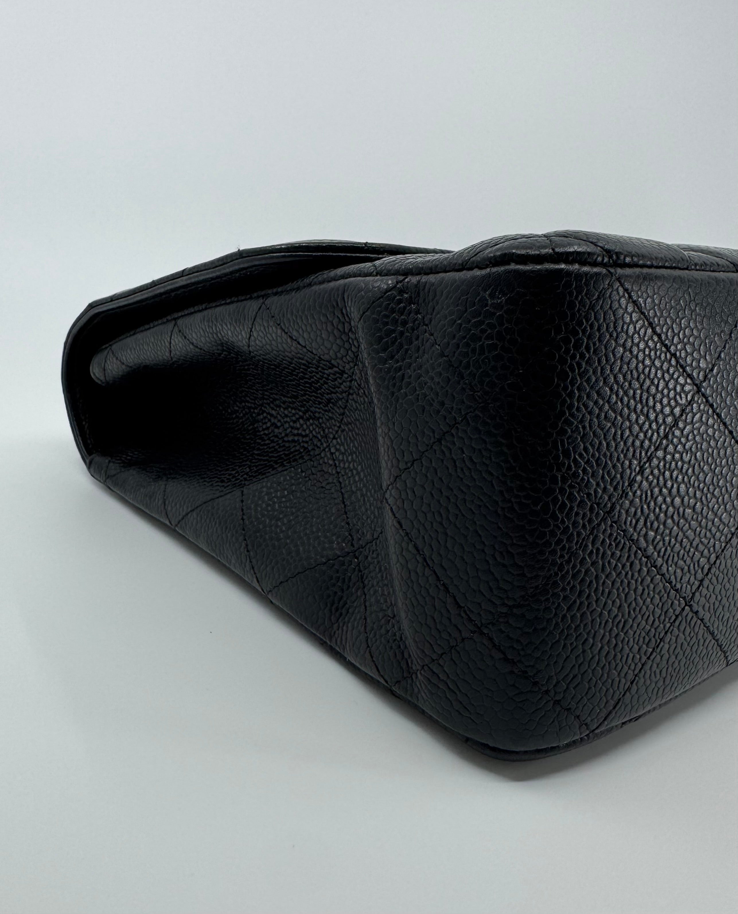 Chanel classic flap bag - Jumbo