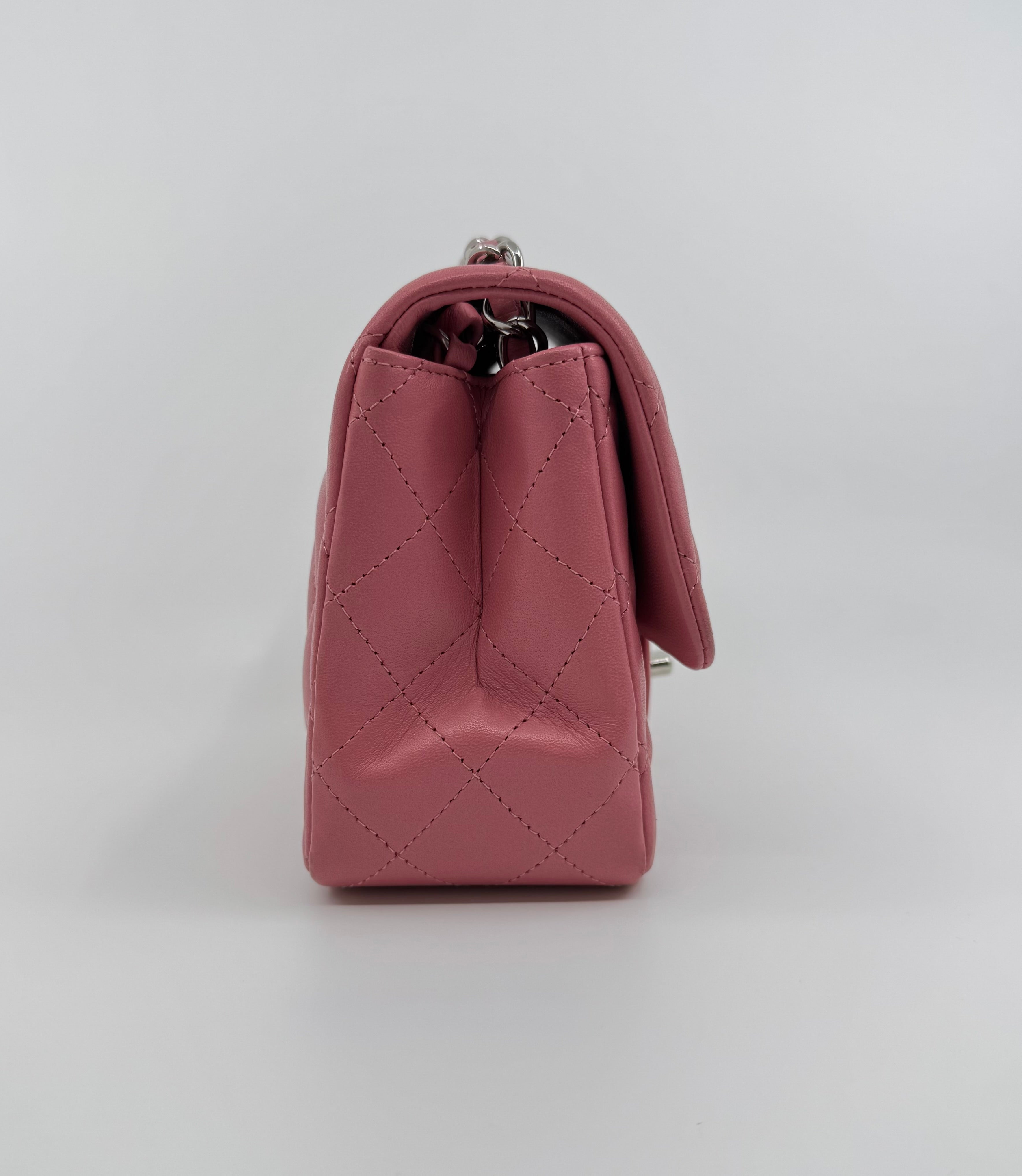 Chanel classic flap bag - Mini square
