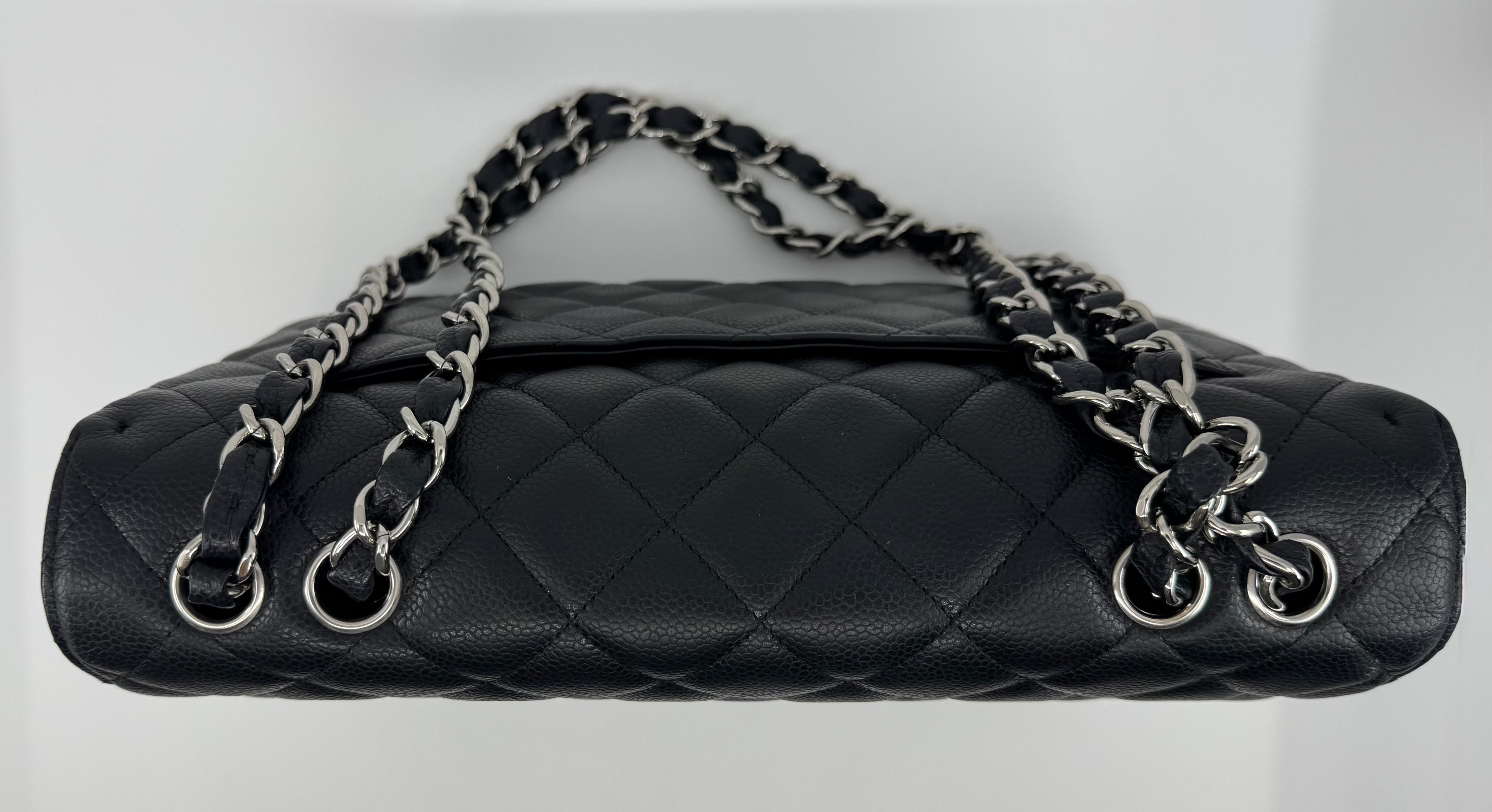 Chanel classic flap bag - Jumbo