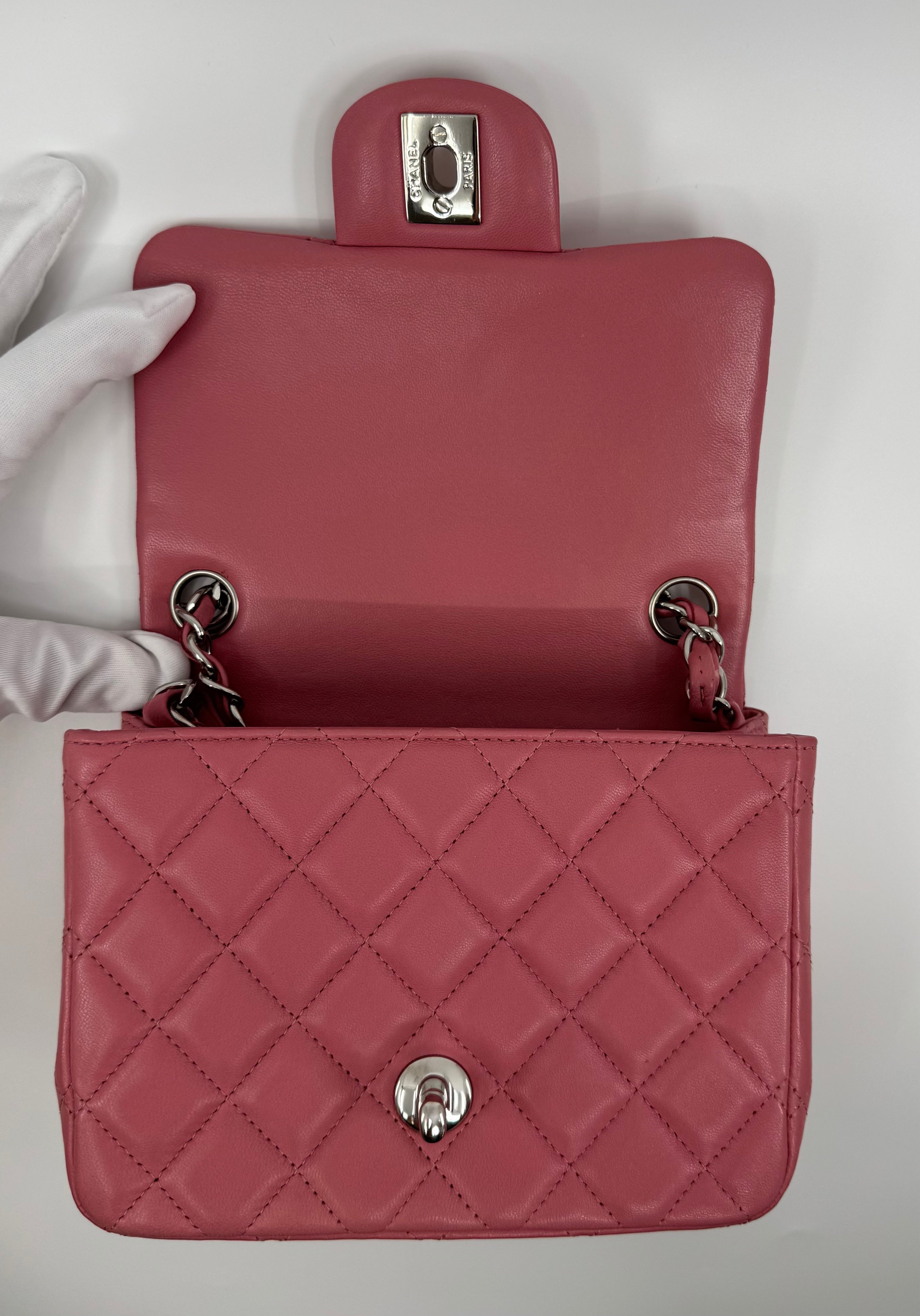Chanel classic flap bag - Mini square