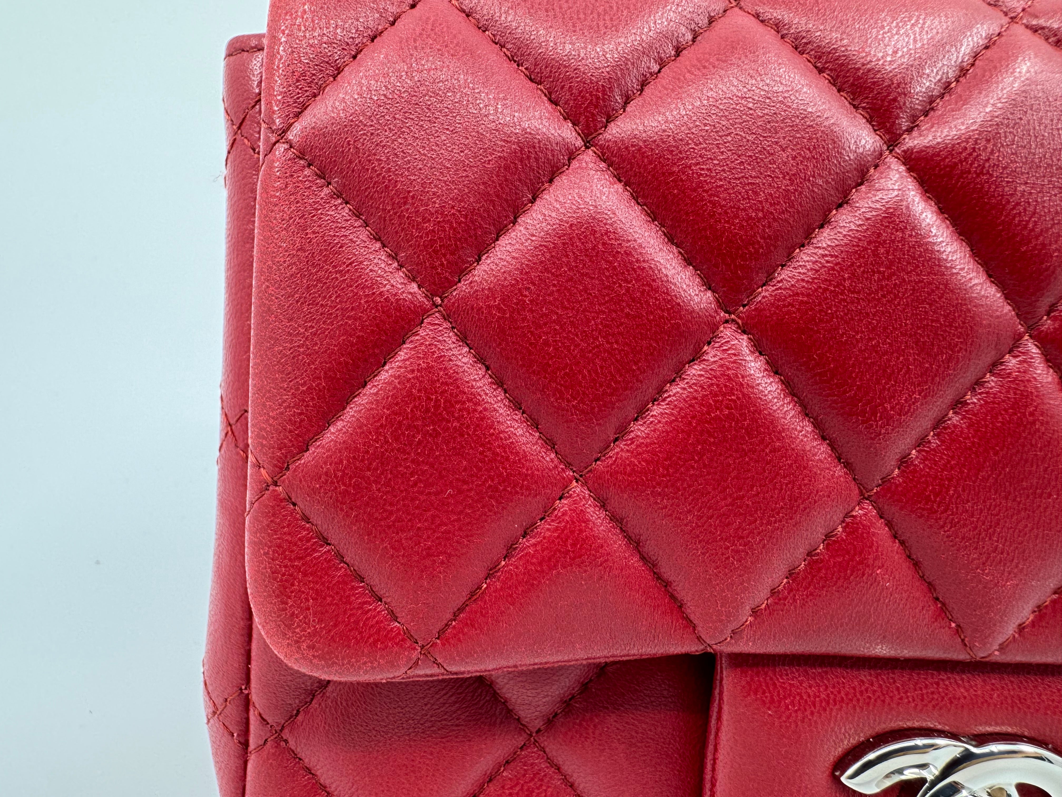 Chanel classic flap bag - mini square