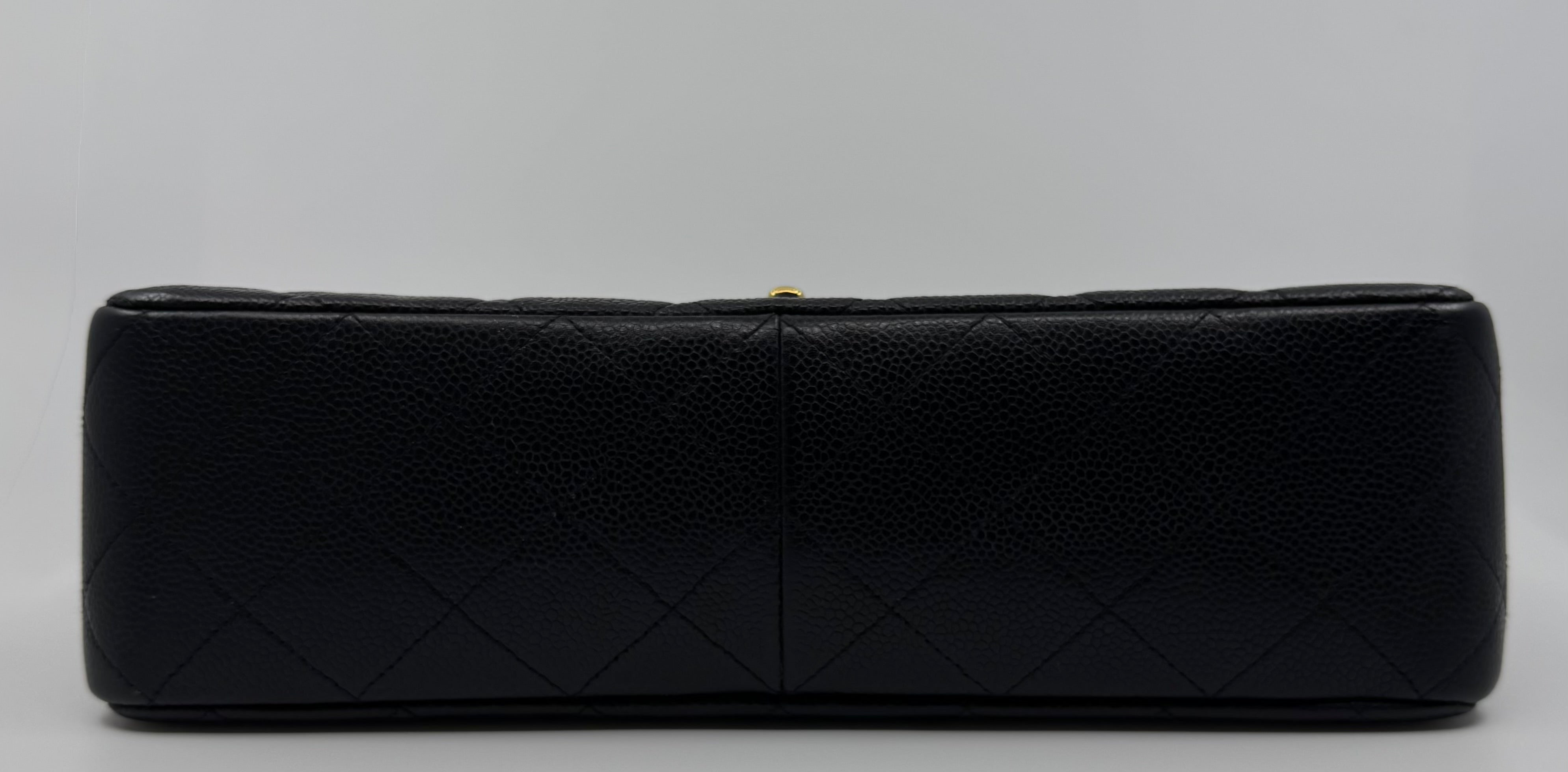Chanel classic flap bag - Jumbo