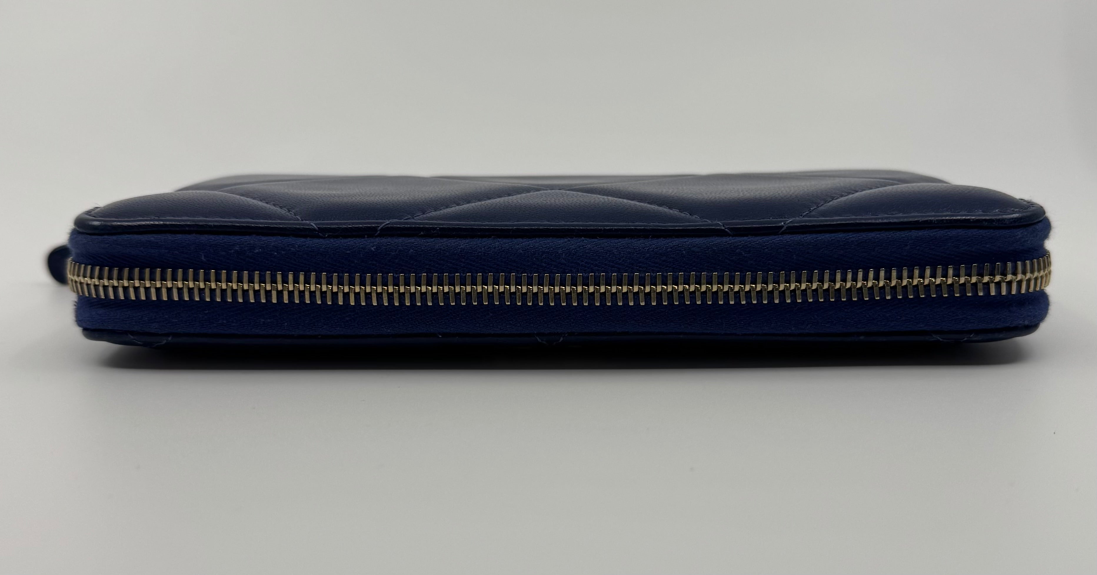 Chanel wallet