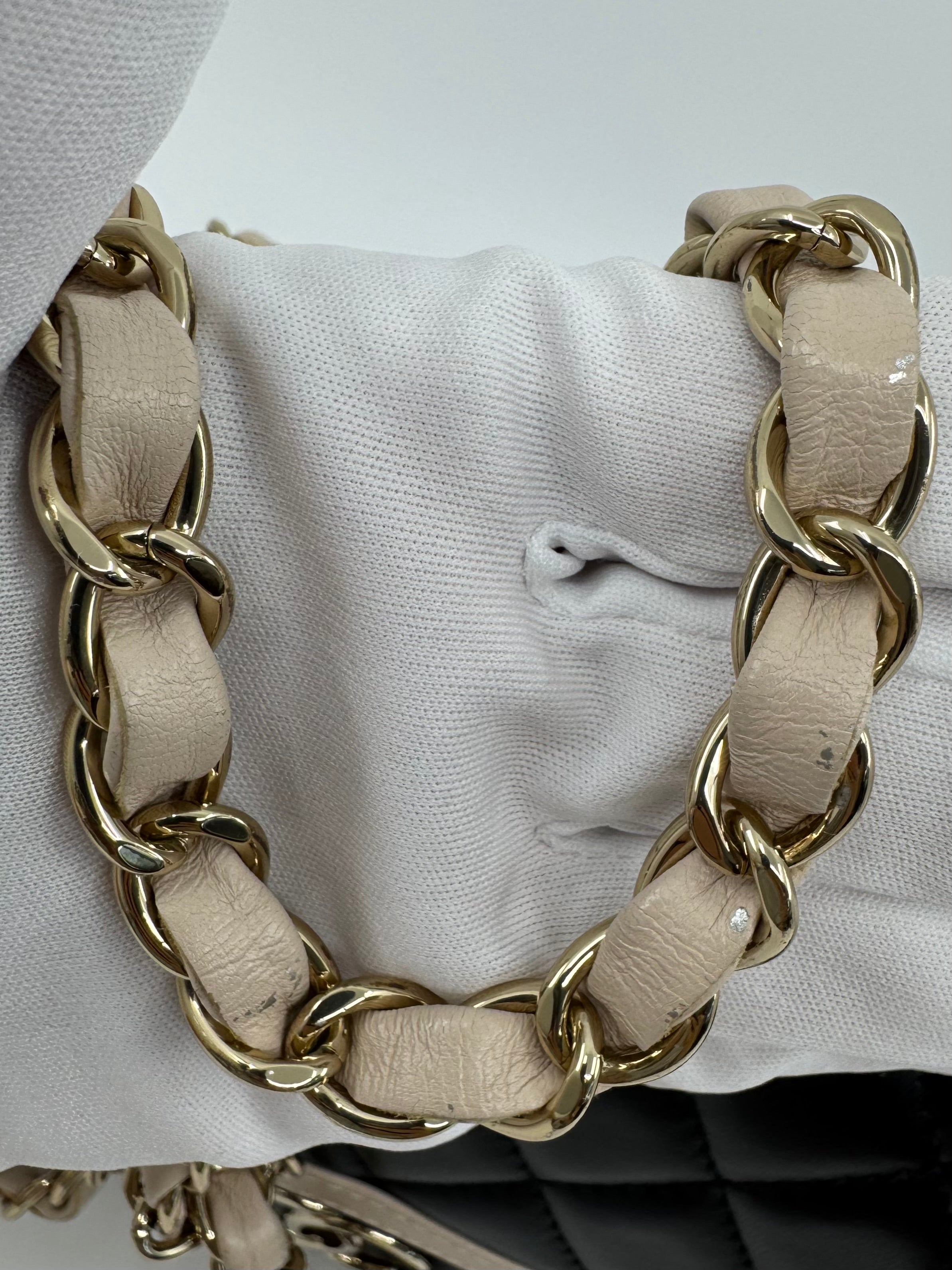 Chanel classic flap bag - small