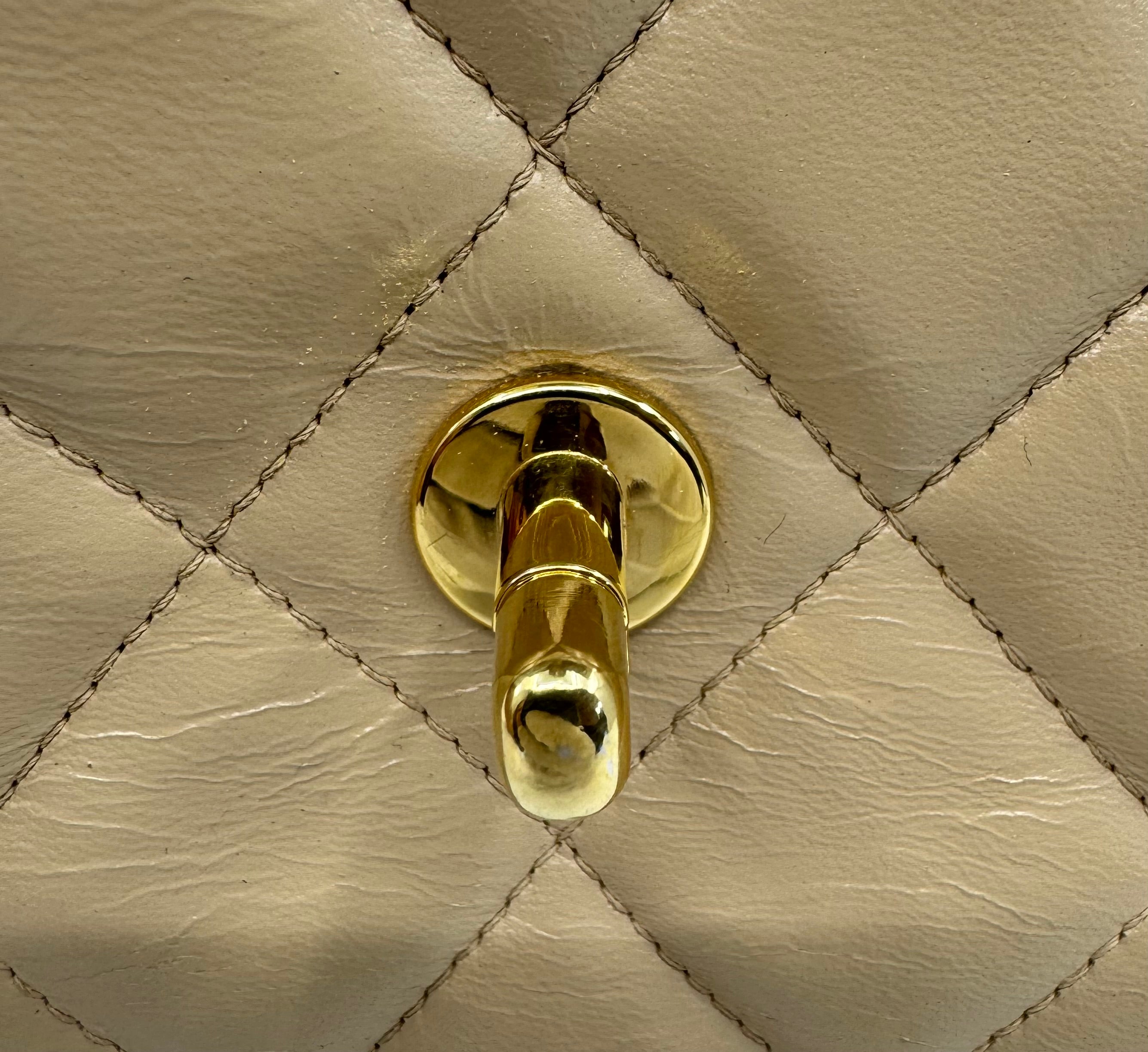 Chanel classic flap bag - Jumbo