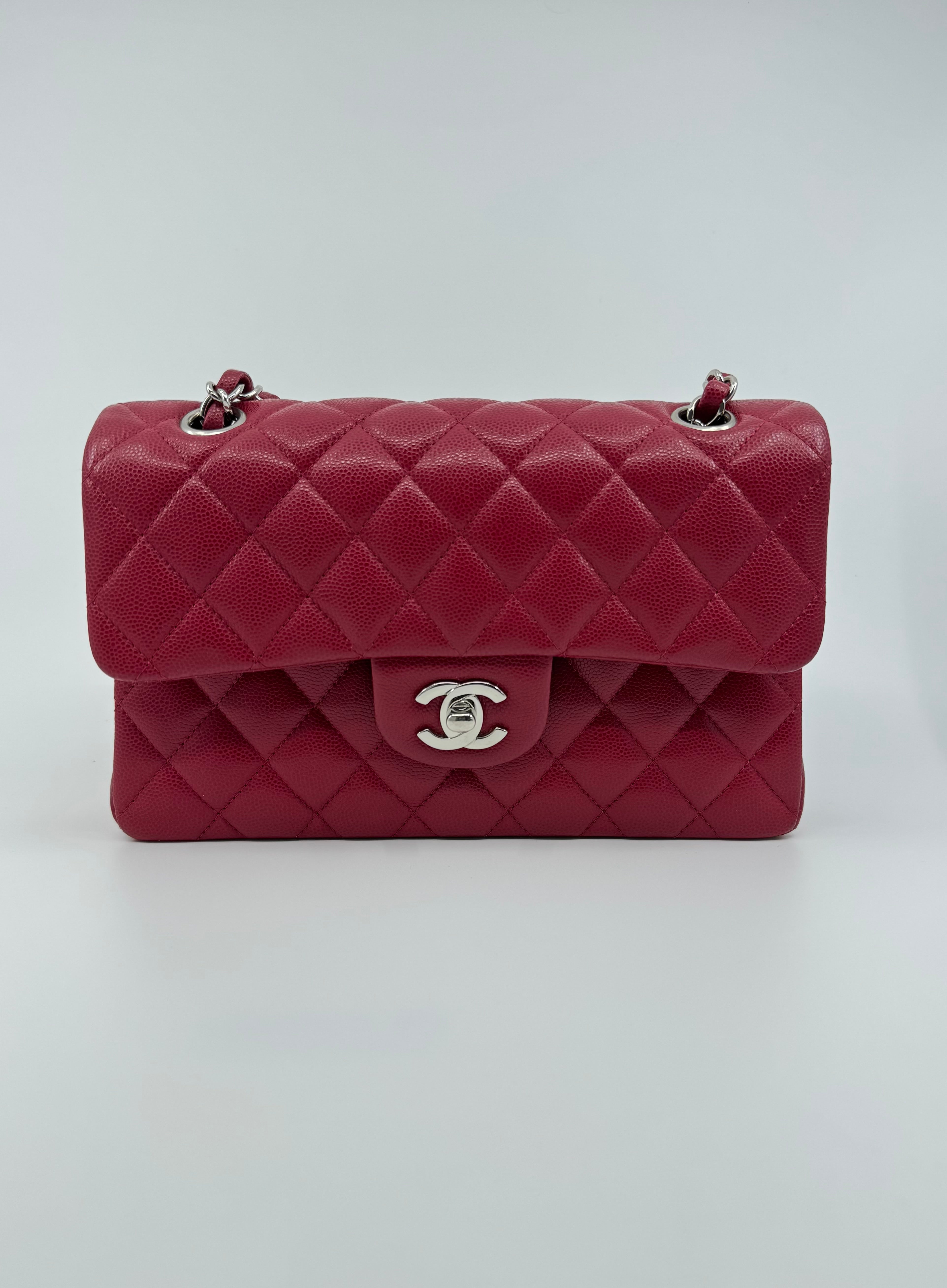 Chanel classic flap small