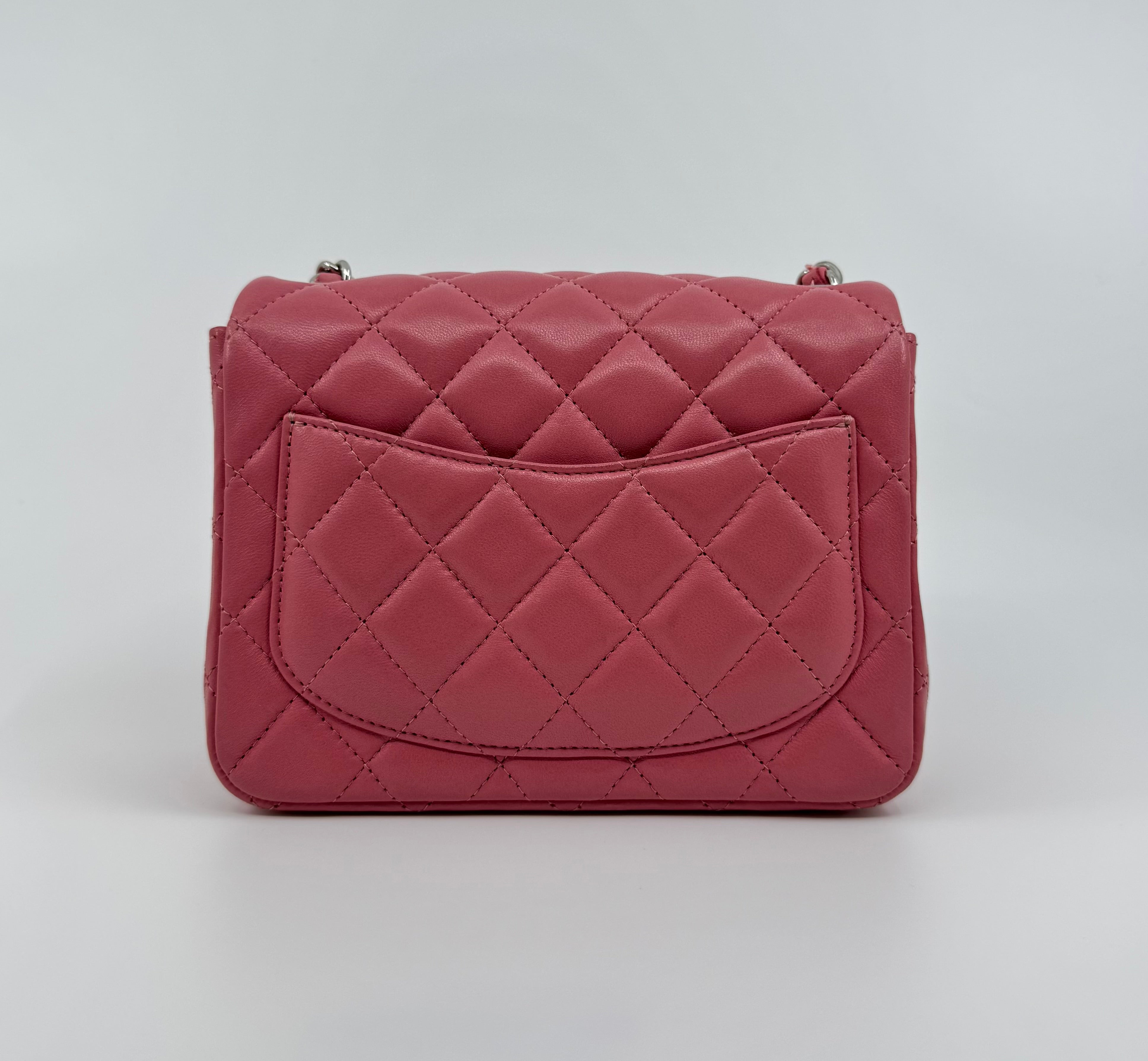 Chanel classic flap bag - Mini square